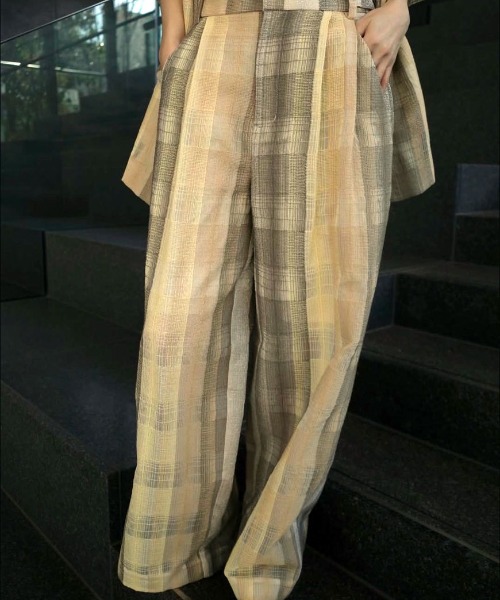 CHECK EMBROIDERY STRAIGHT PANTS