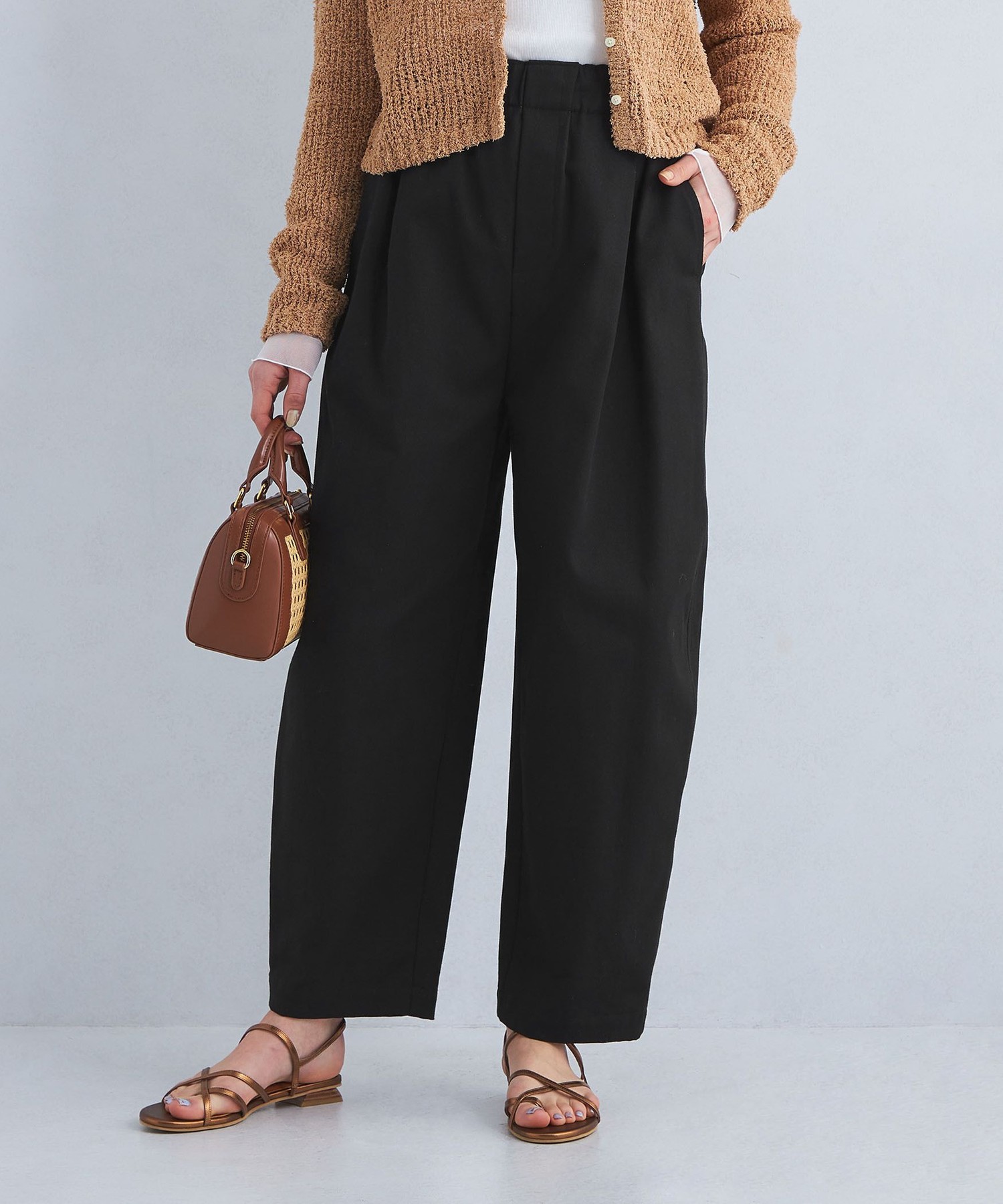 ハイツイストチノ カーブ パンツ