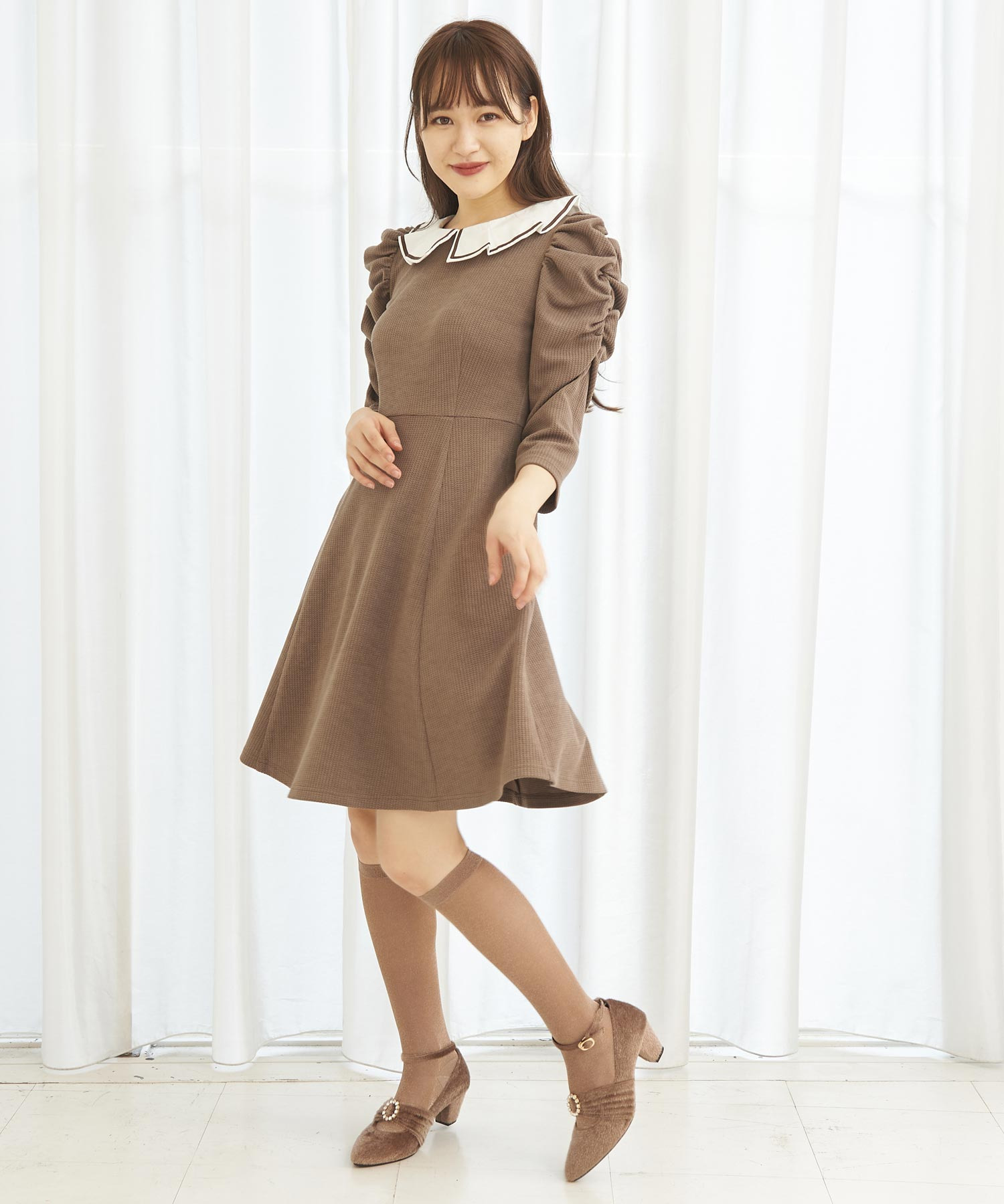 安い 値下げ 新品タグ付 Frapboisフラボア 襟付きワンピース レトロガーリー ふるさと納税