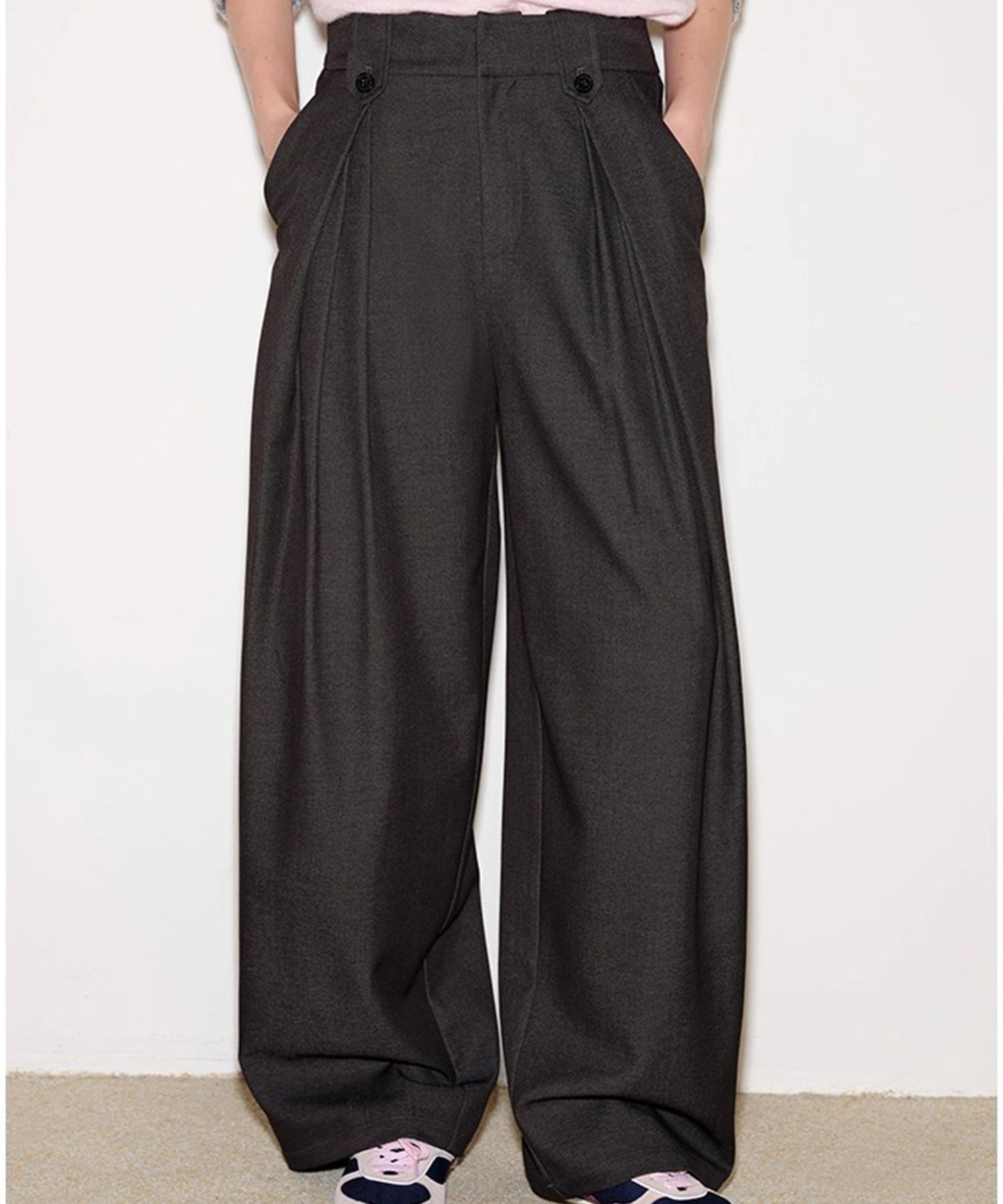 FUNKYFUN ワイドスラックス 他と差がつくディテール。ワイドスラックスラップパンツ