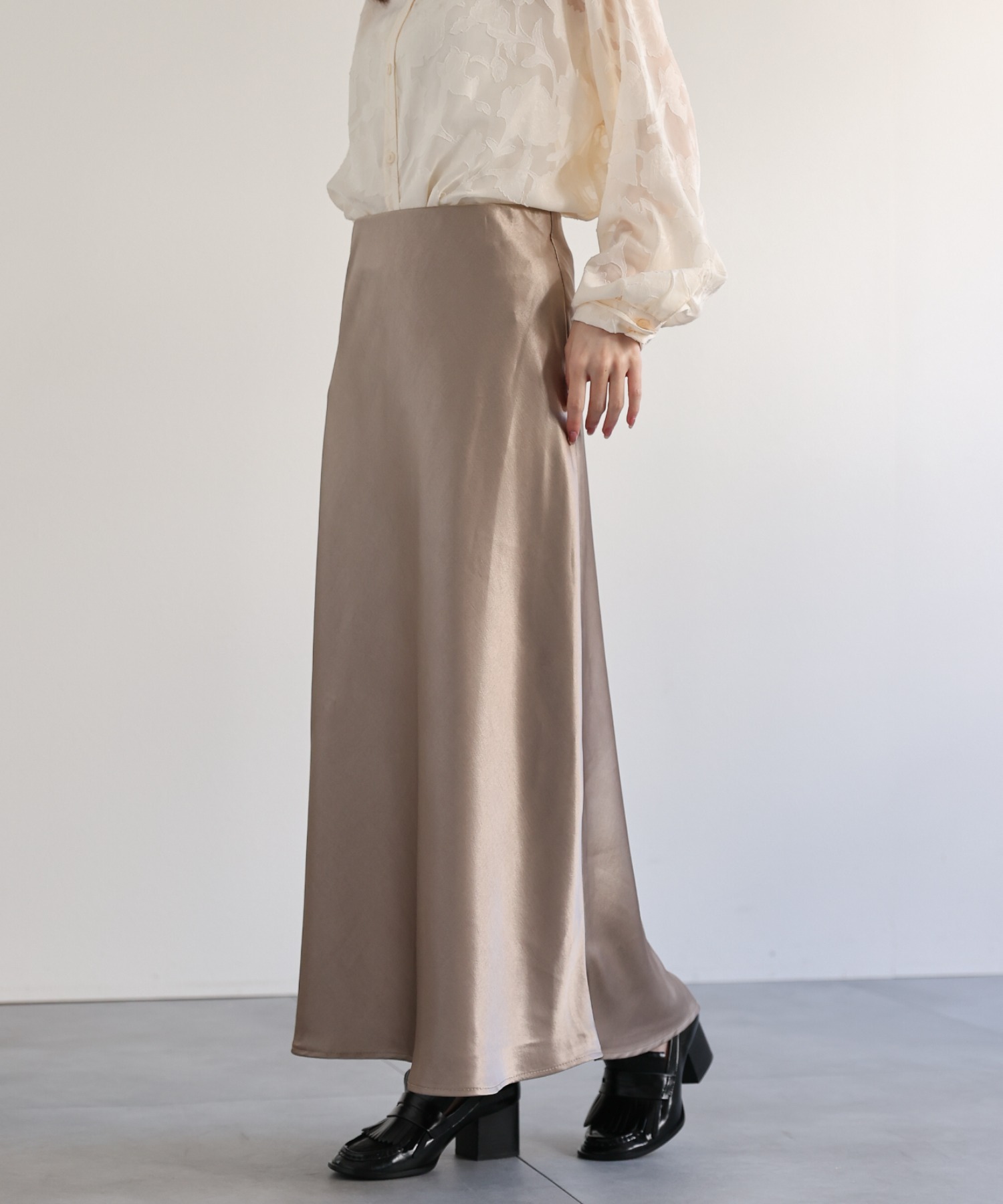 model：162cm 着用サイズ：F