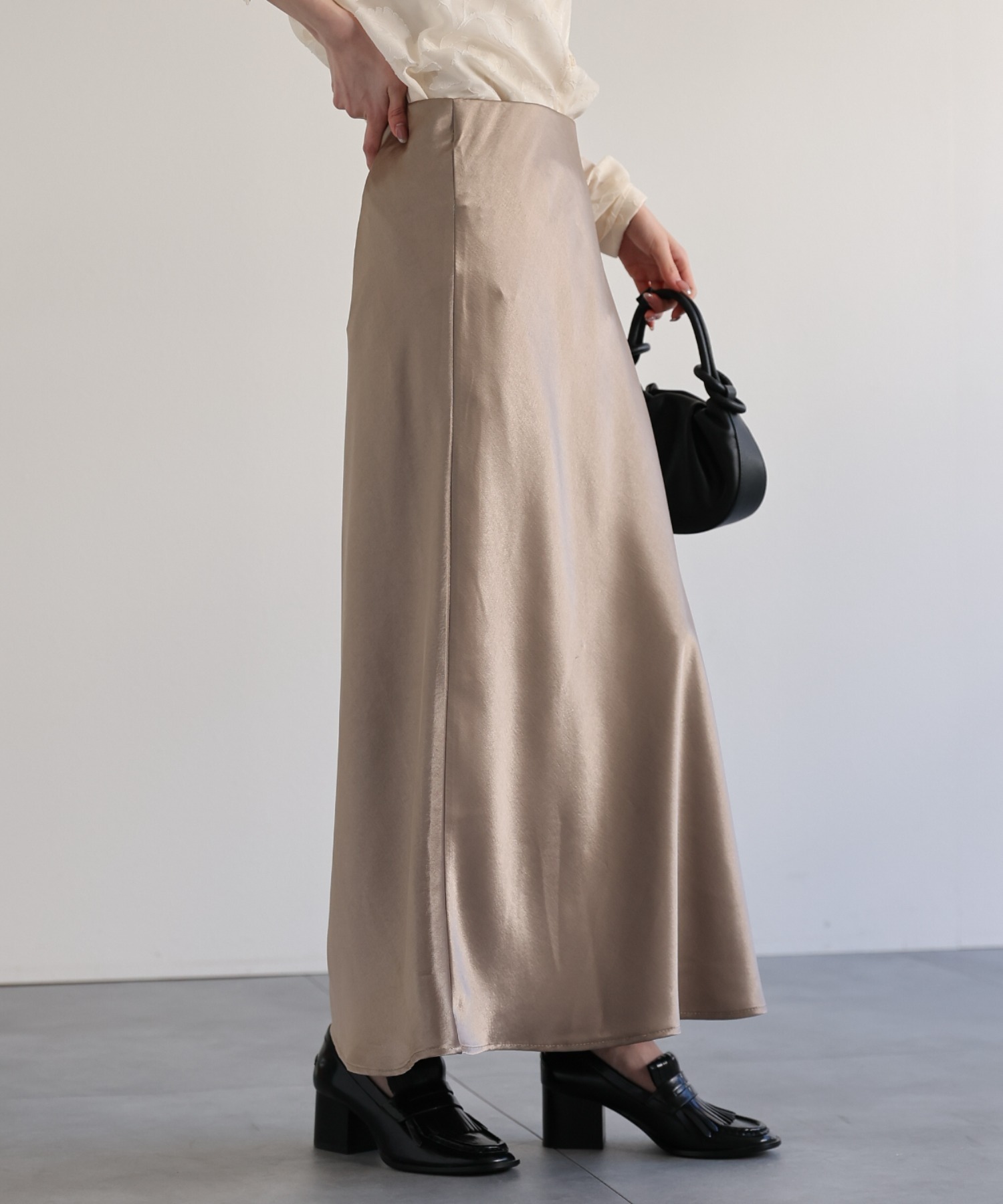 model：162cm 着用サイズ：F