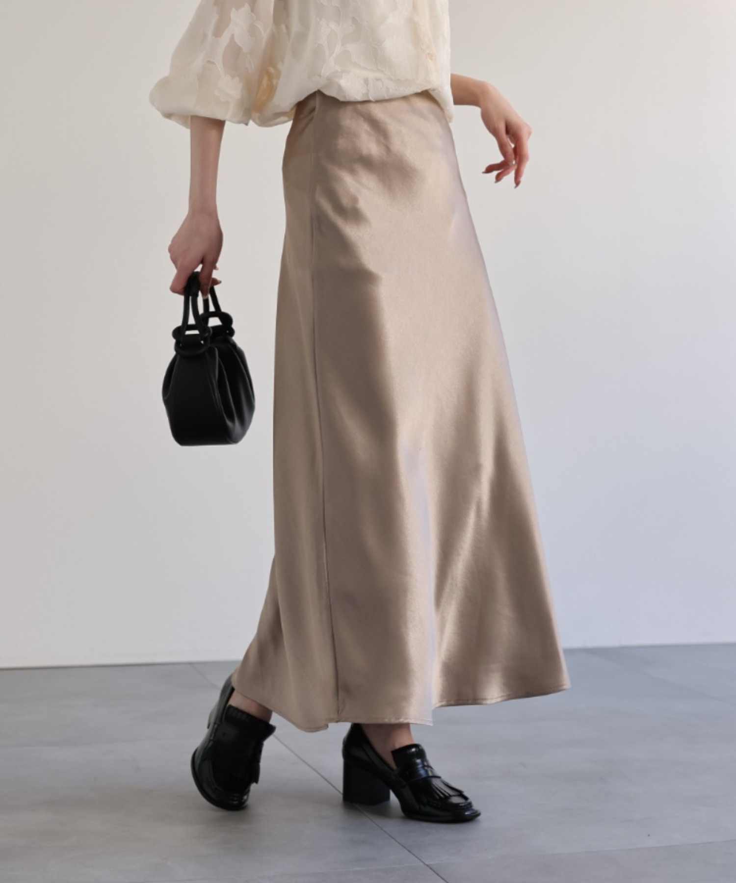 model：162cm 着用サイズ：F