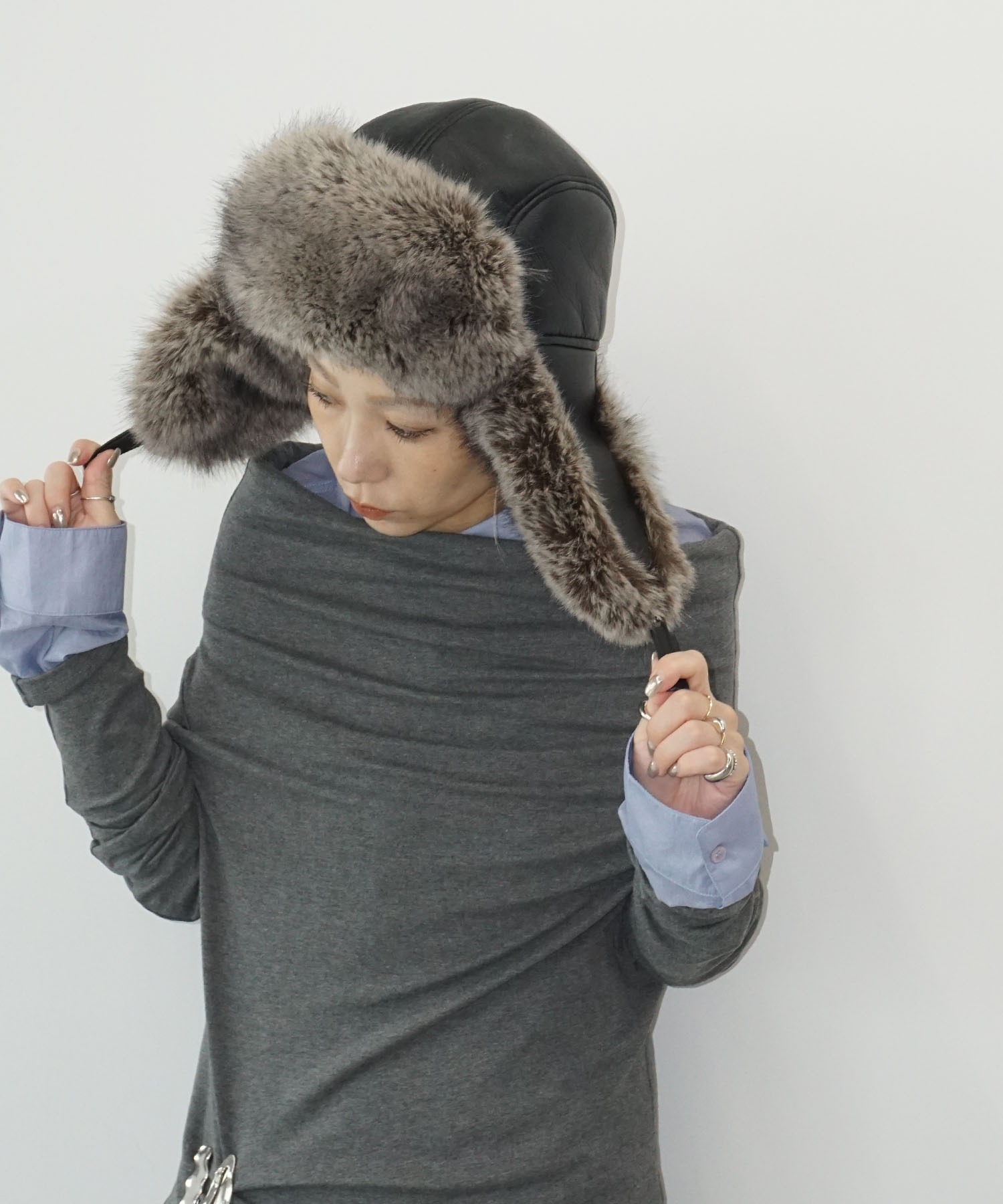 レザー フライトキャップ 黒とグレー レザー製フライトキャップ 黒と