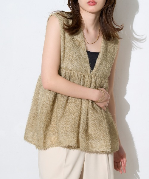 model：163cm / size：F