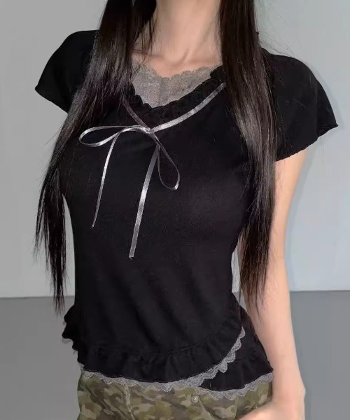 tシャツ A'GEM/9 × .kom 「.KOM/ドットケーオーエム」 フリルリボンTEE レディース A'GEM/9 × .kom 『.KOM/ドットケーオーエム』 フリルリボンTEE