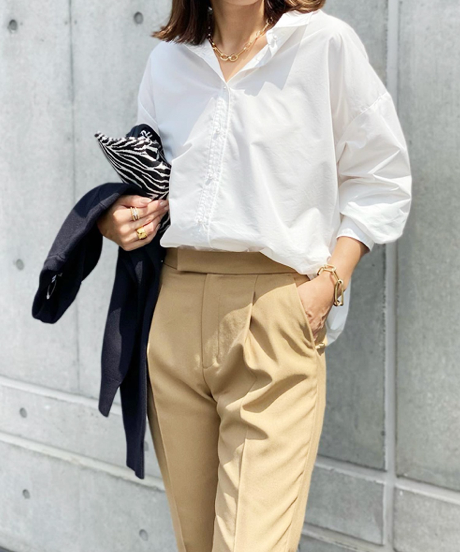 リバイバル】パール釦オーバーサイズシャツ Emma Taylor│STYLEDOOR