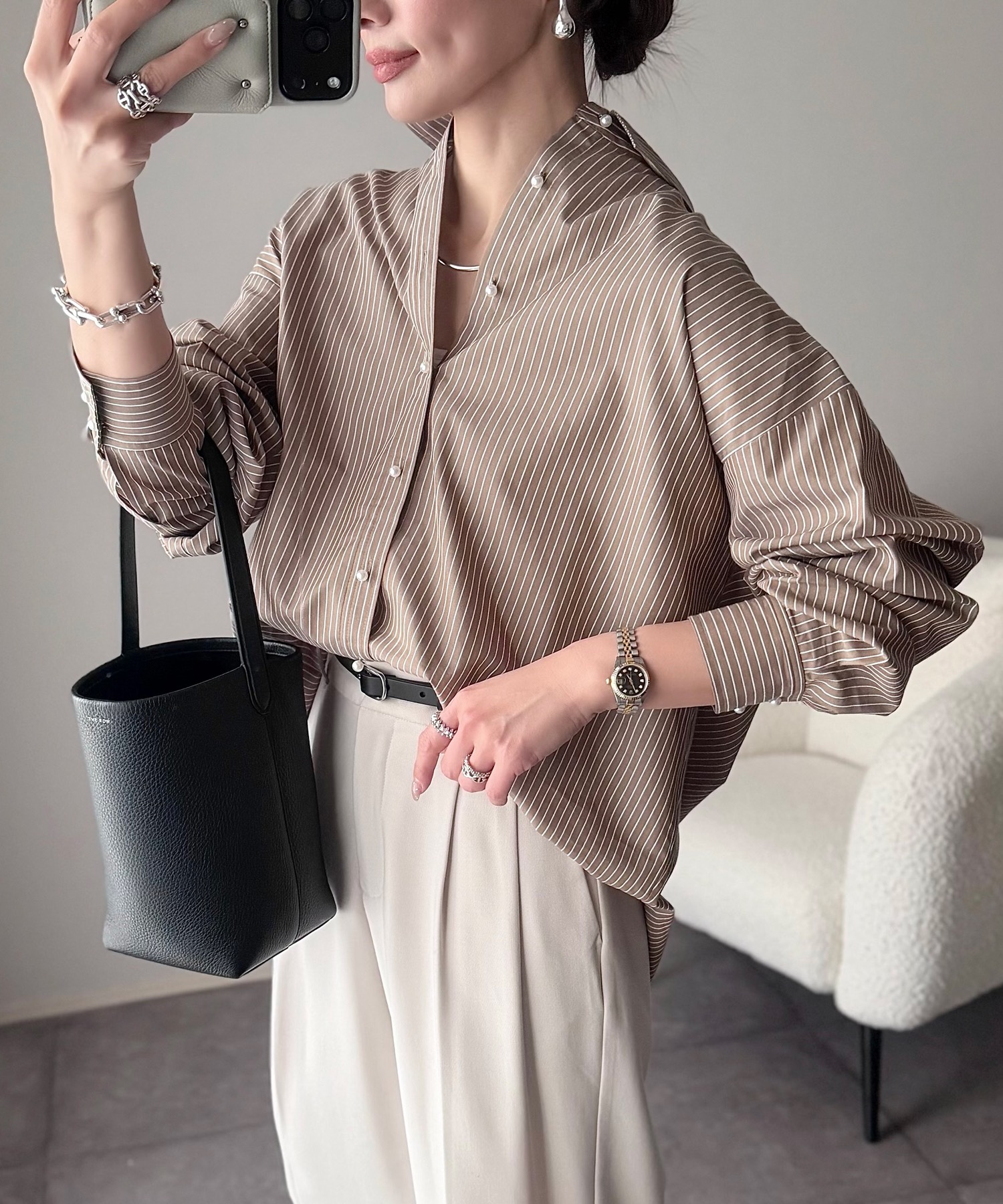 シルエット変更可！】パール釦オーバーサイズシャツ Emma Taylor