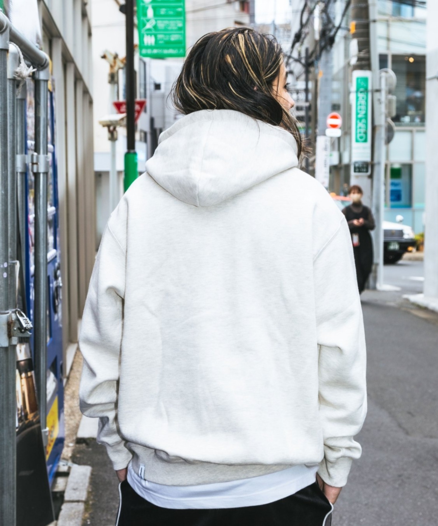 mahagrid/マハグリッド』BASIC LOGO HOODIE/ ベーシックロゴプル