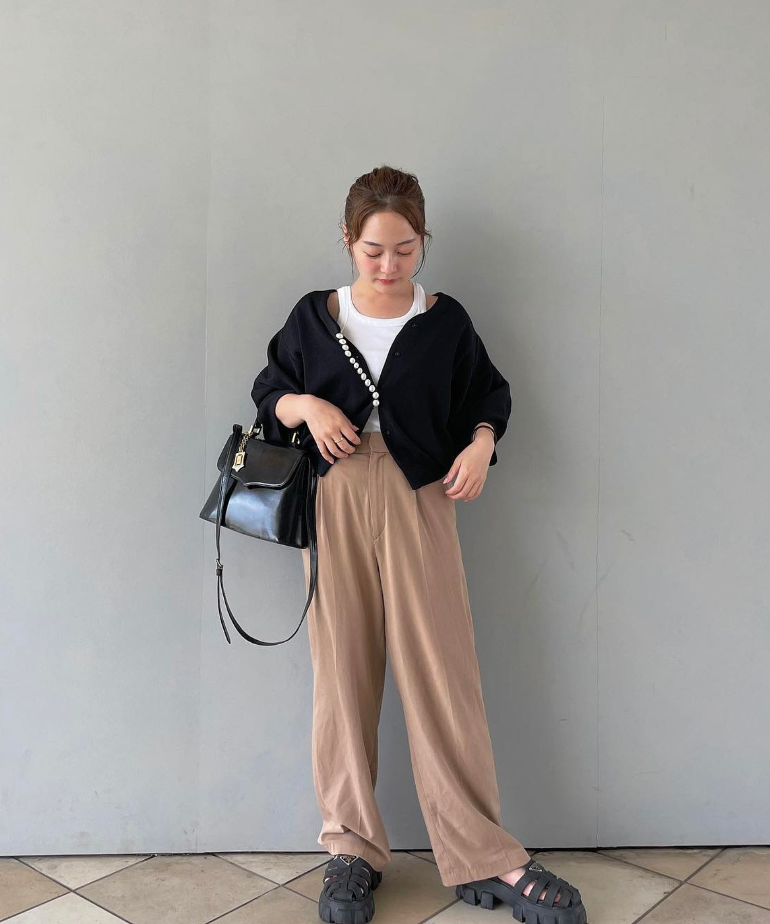 model：H147 着用サイズ：FREE