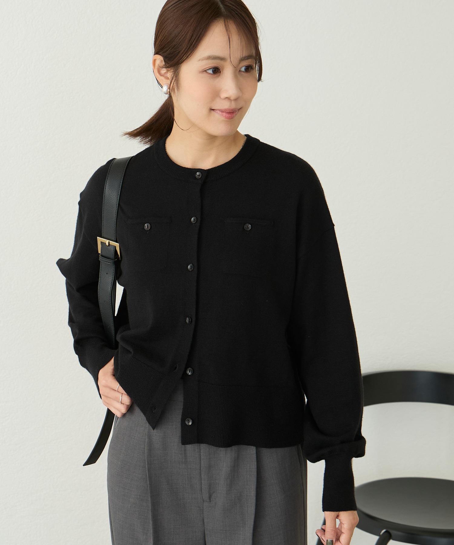 Aunely】〈パチレスニットシリーズ〉さらっと羽織れるクルーネック
