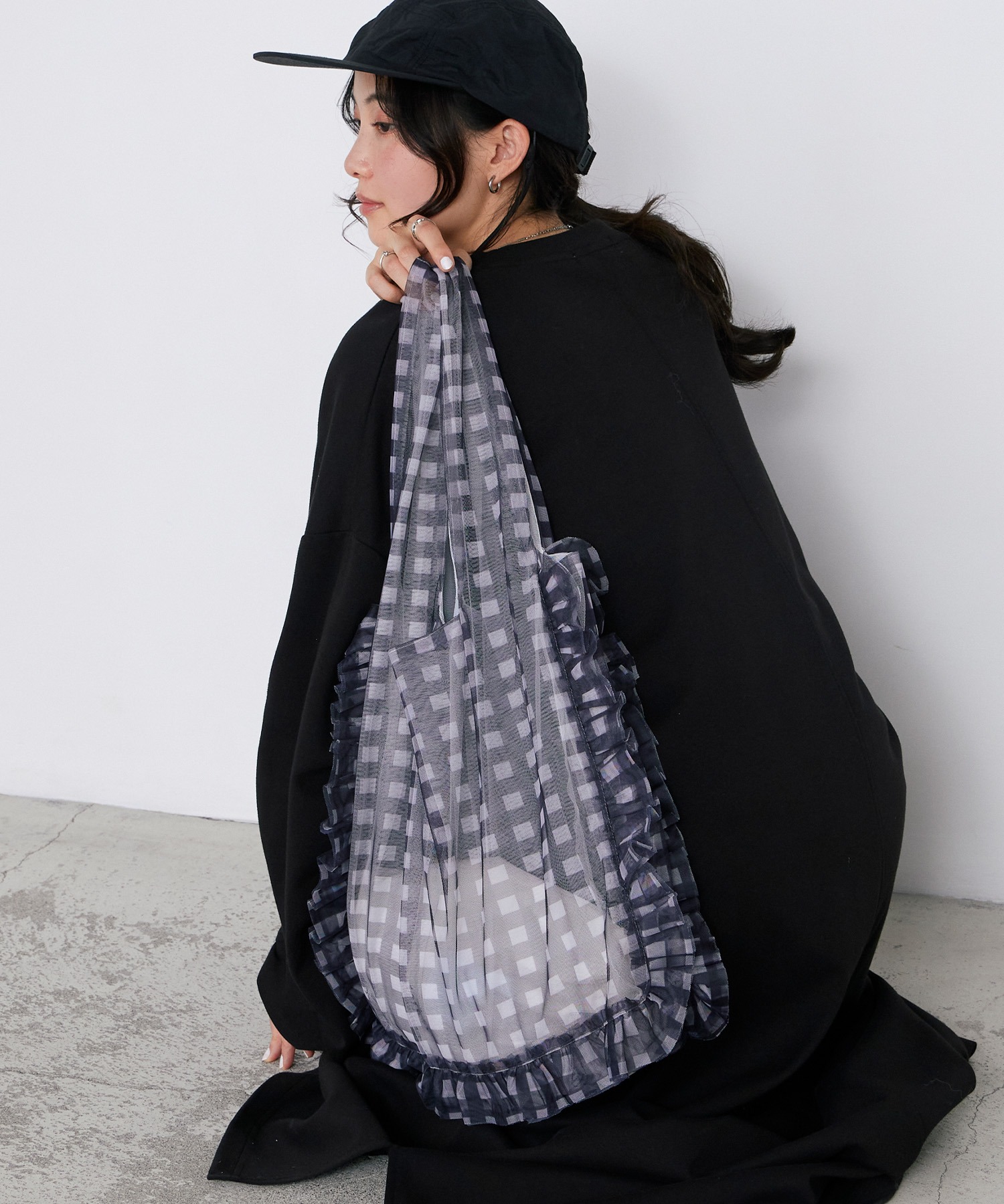 forksy.】シアーギンガムチェックリバーシブルフリルトートバック