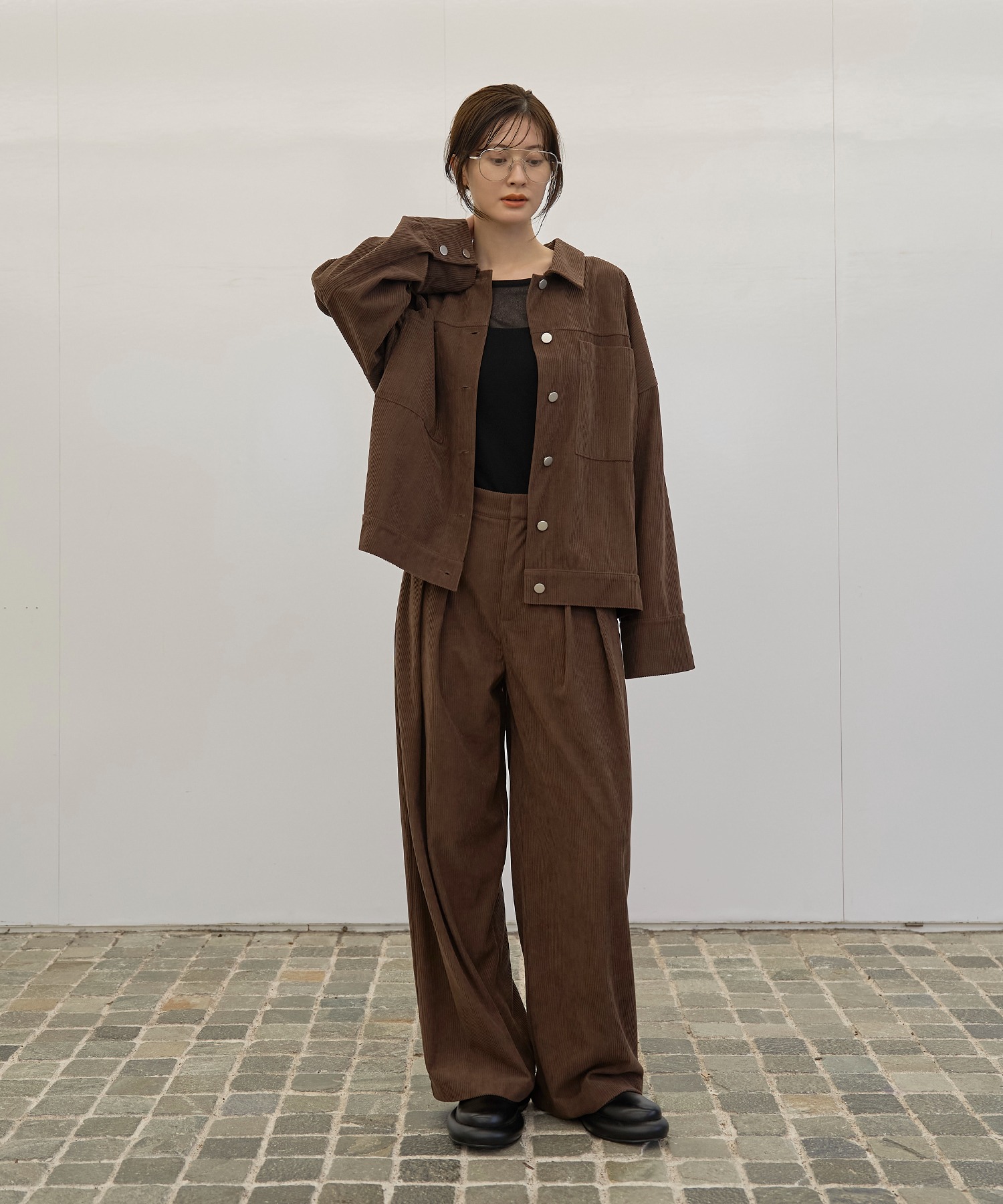 model：H166　着用サイズ：F
