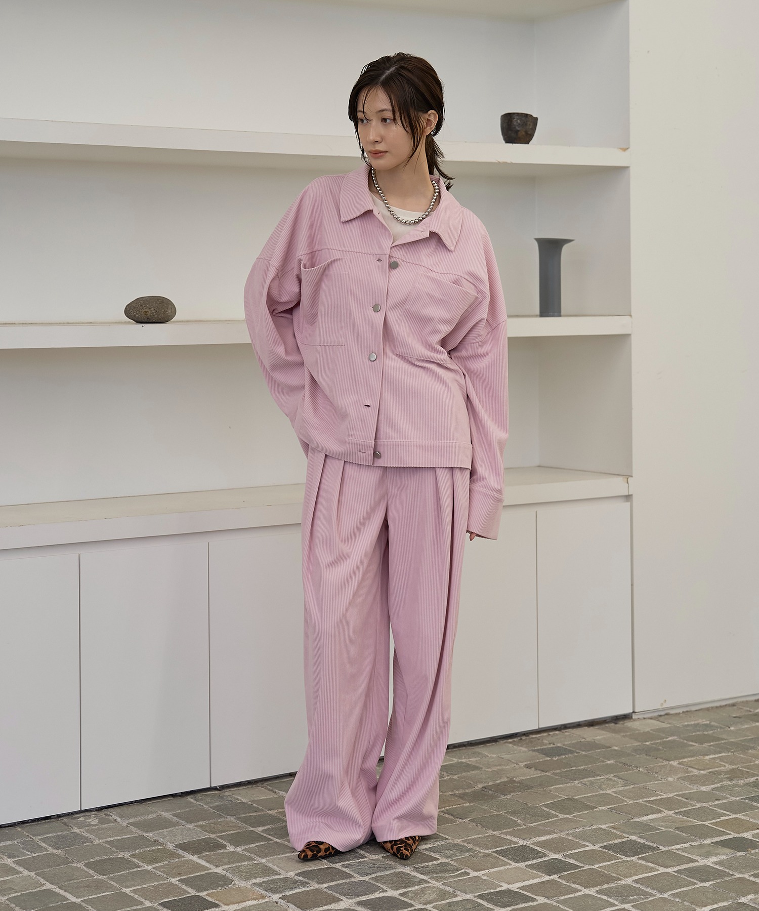 model：H166　着用サイズ：F