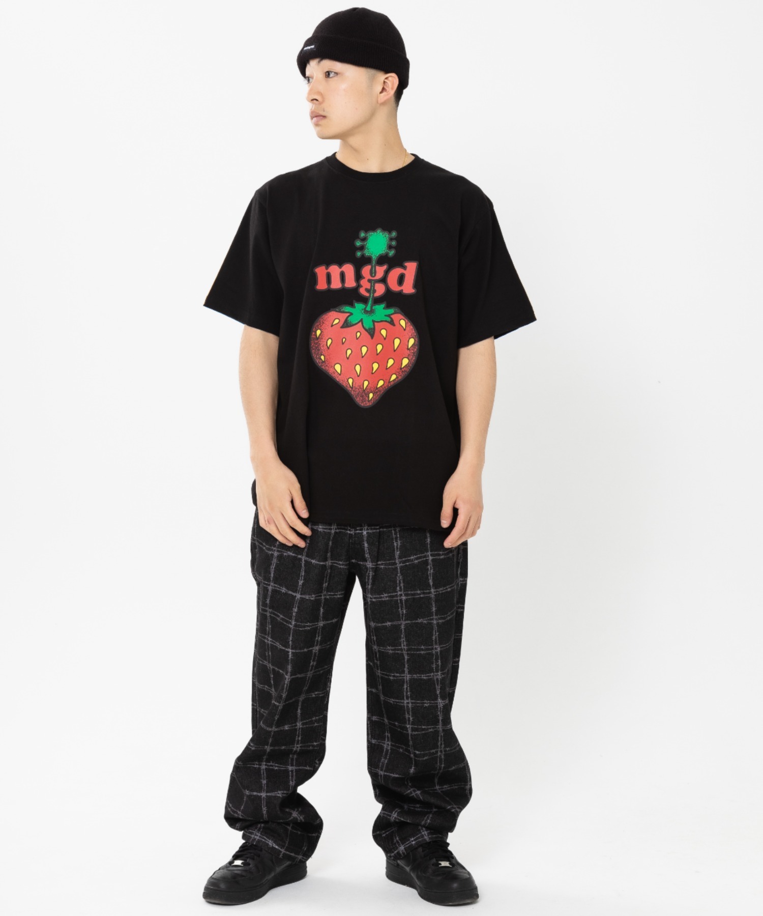 mahagrid/マハグリッド』STRAWBERRY TEE/イチゴグラフィック 半袖T