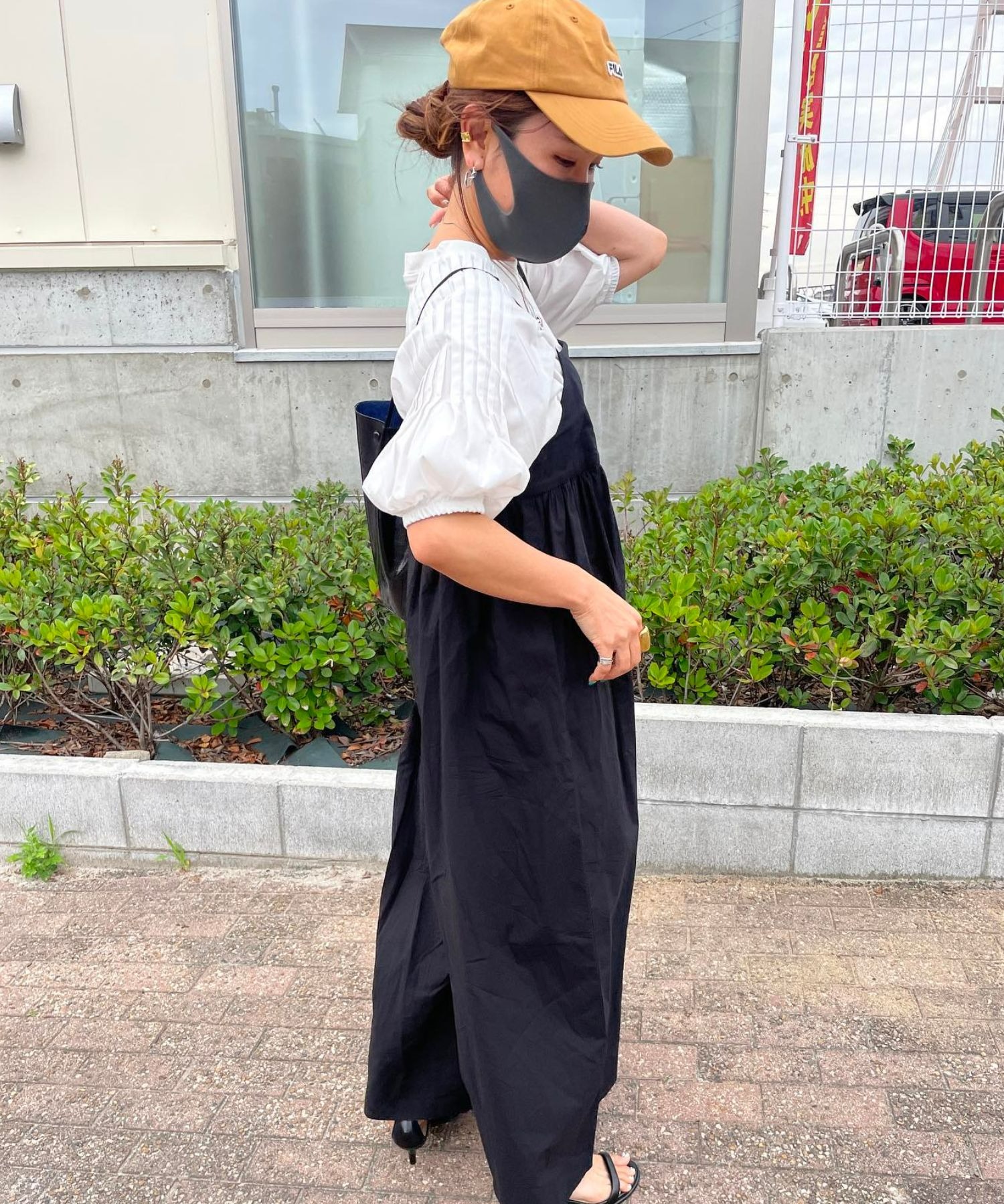 model：H152 着用サイズ：FREE