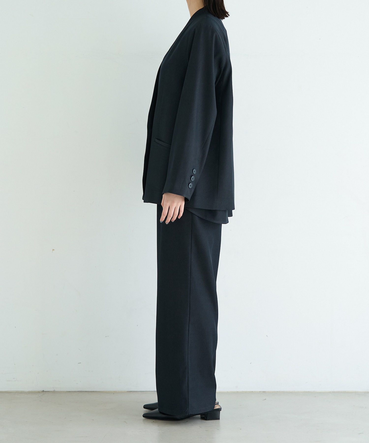 model：H166　着用サイズ：F