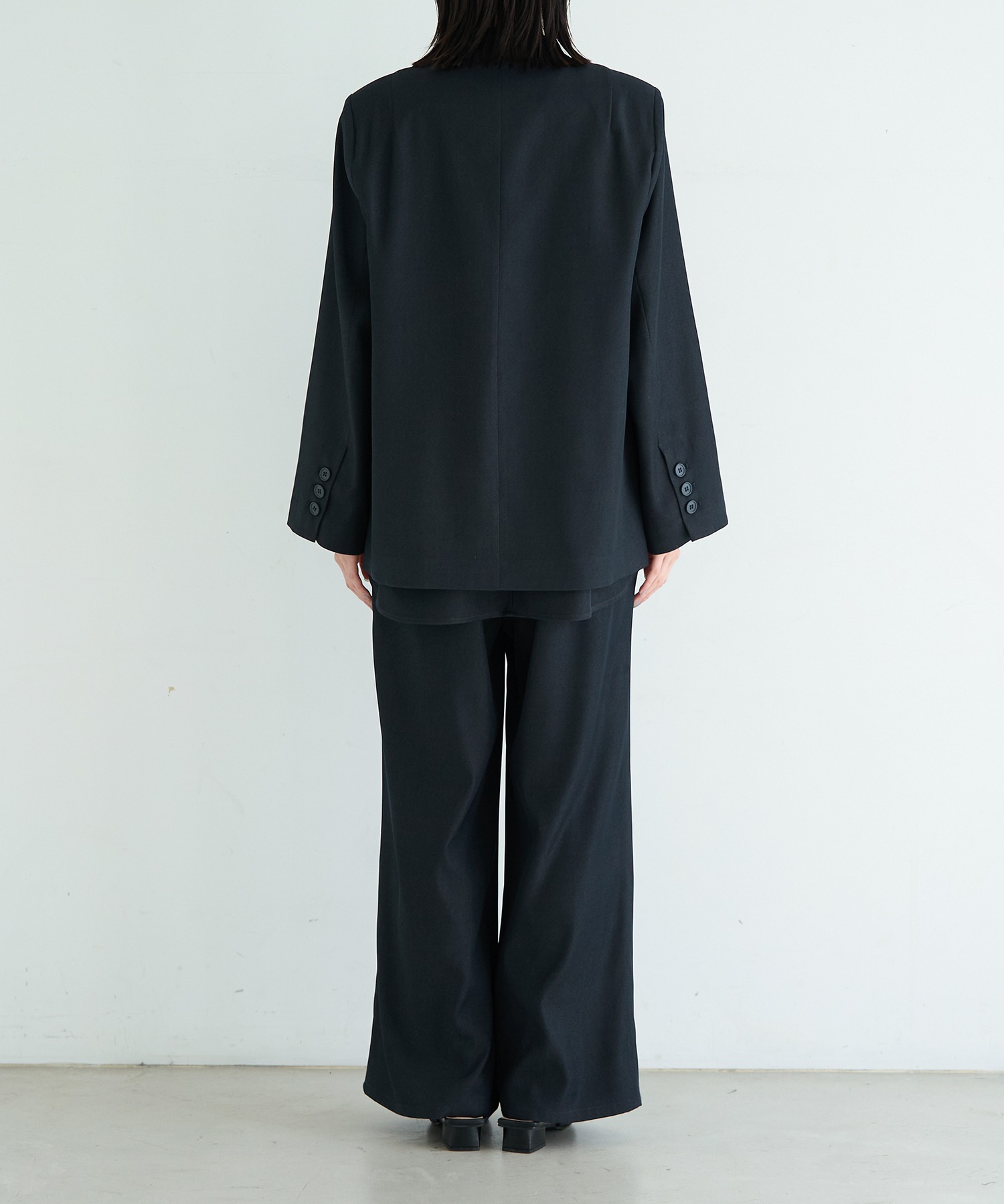 model：H166　着用サイズ：F