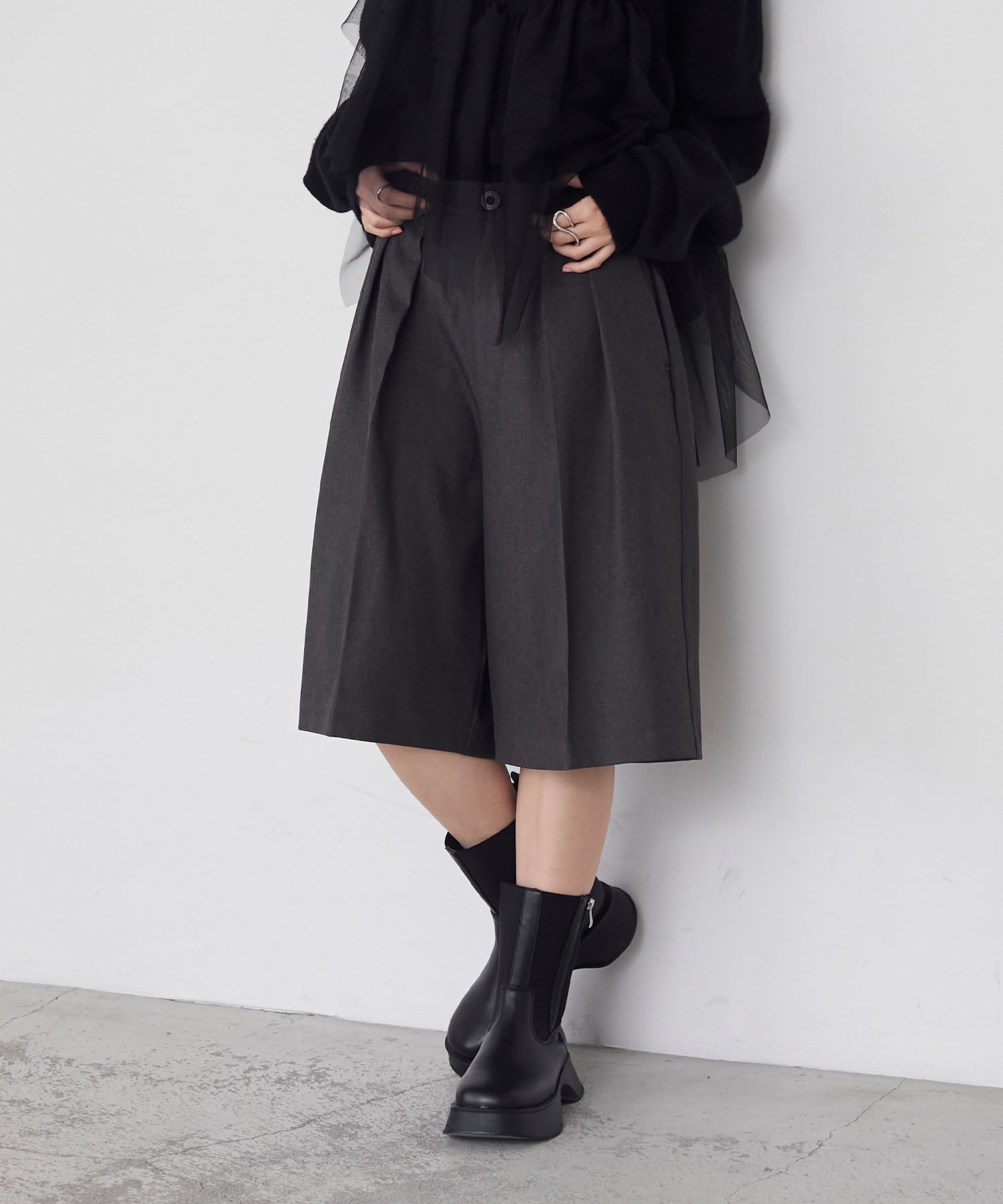 RYO TAKASHIMAツータックワイドハーフパンツ　clesste RYO TAKASHIMAツータックワイドハーフパンツ clesste