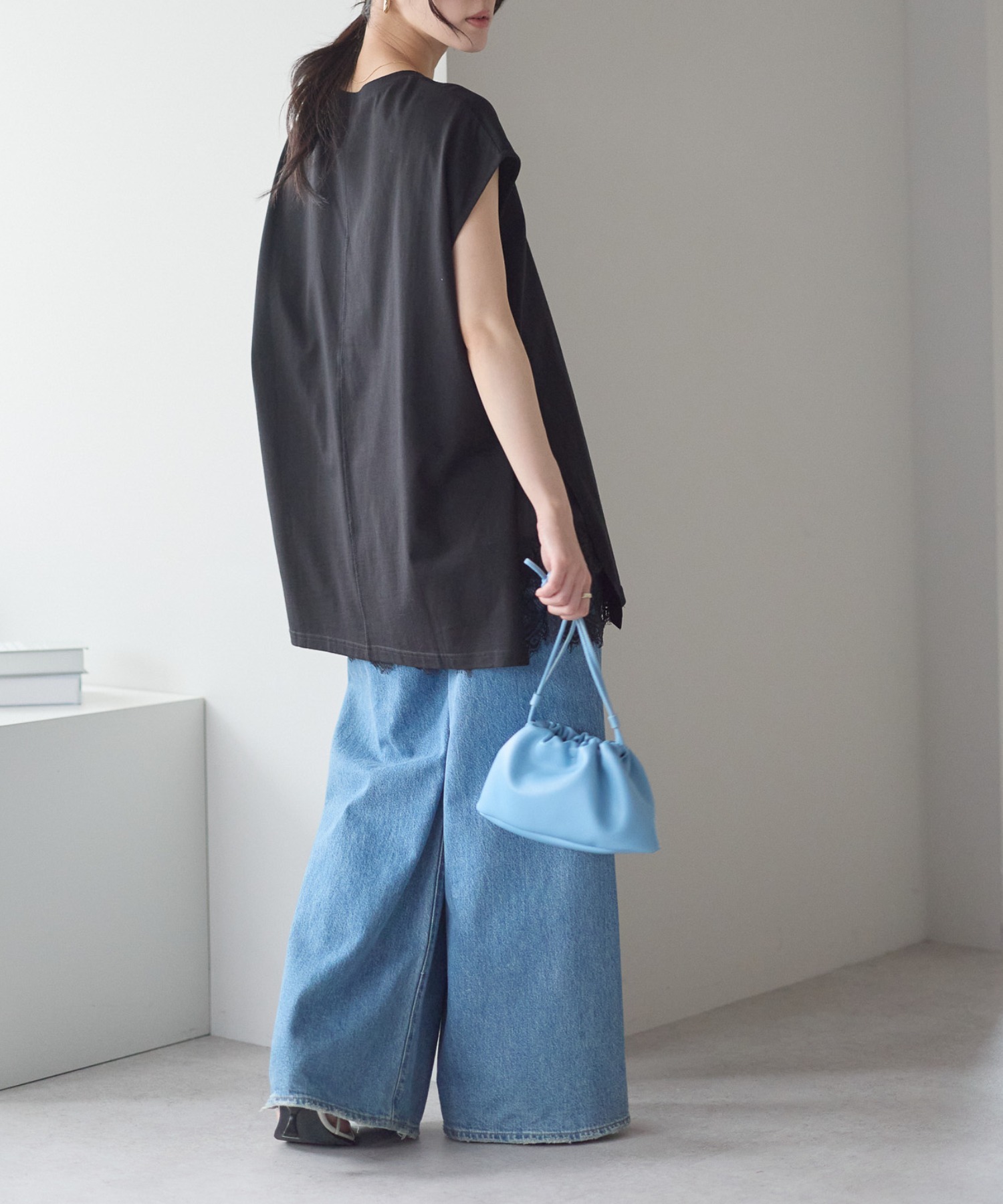 model：161cm 着用サイズ；F