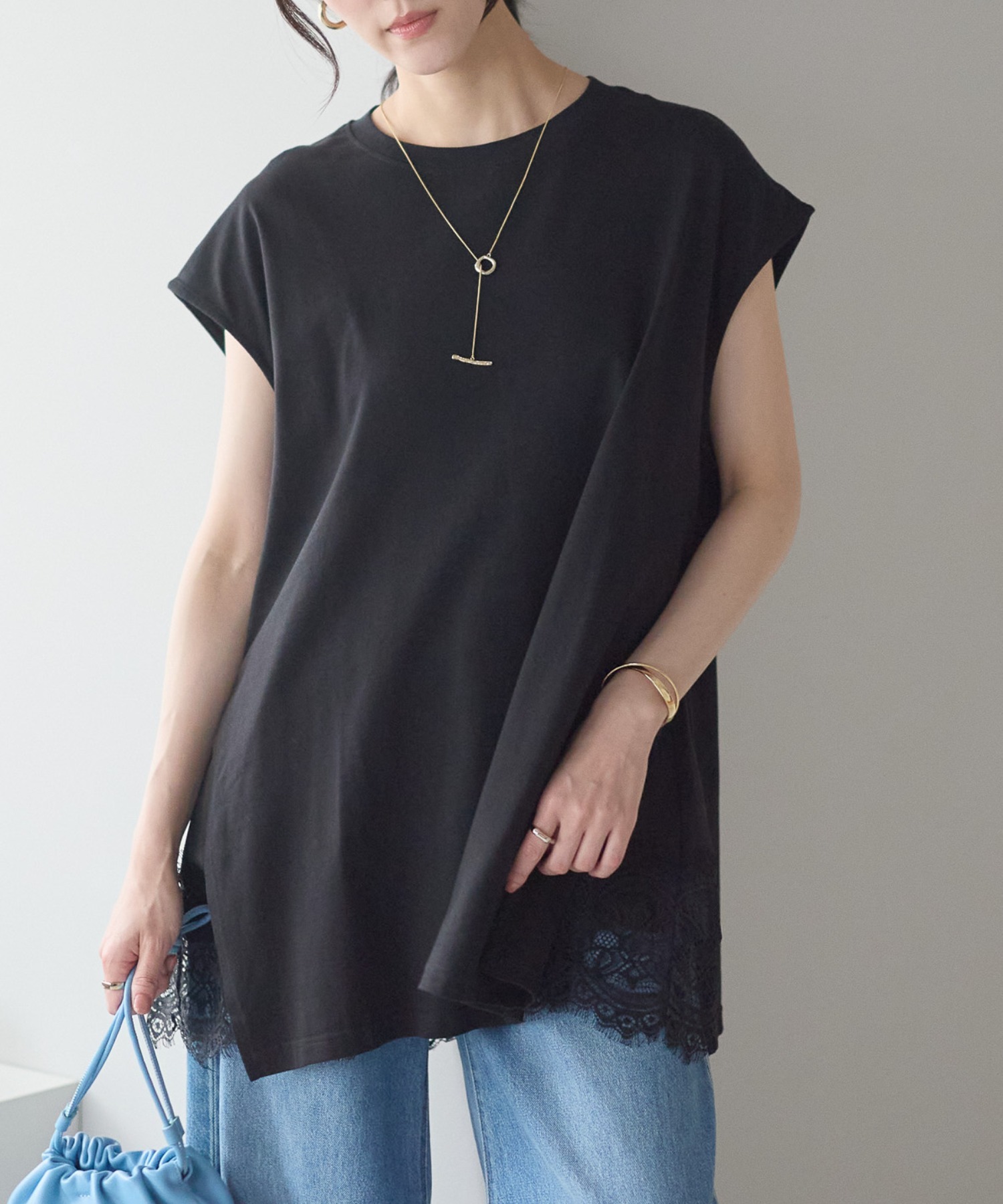 model：161cm 着用サイズ；F