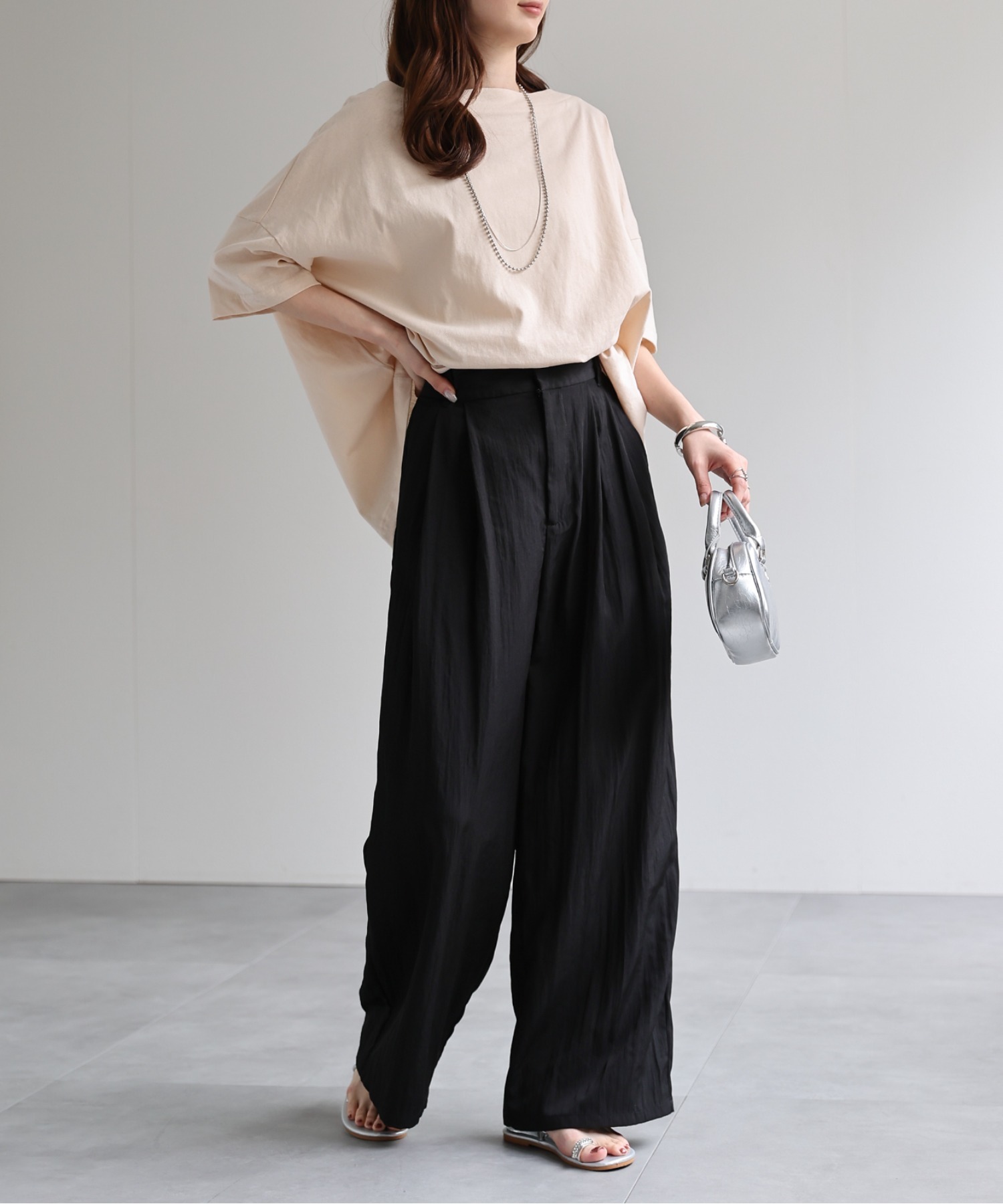 model：162cm 着用サイズ：F