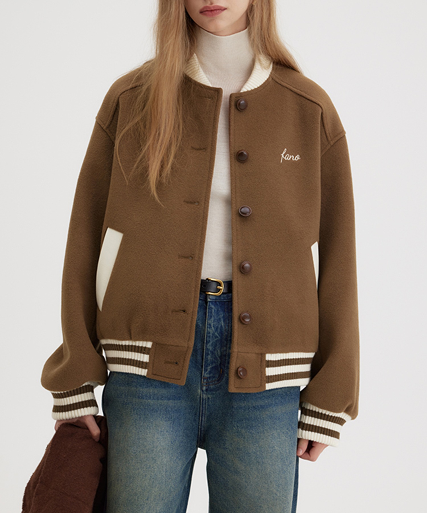 新品　定価28,980円　Fano Studios フロントロゴスタジャン フロントロゴスタジャン FD23W133【Fano Studios】-ファッション通販