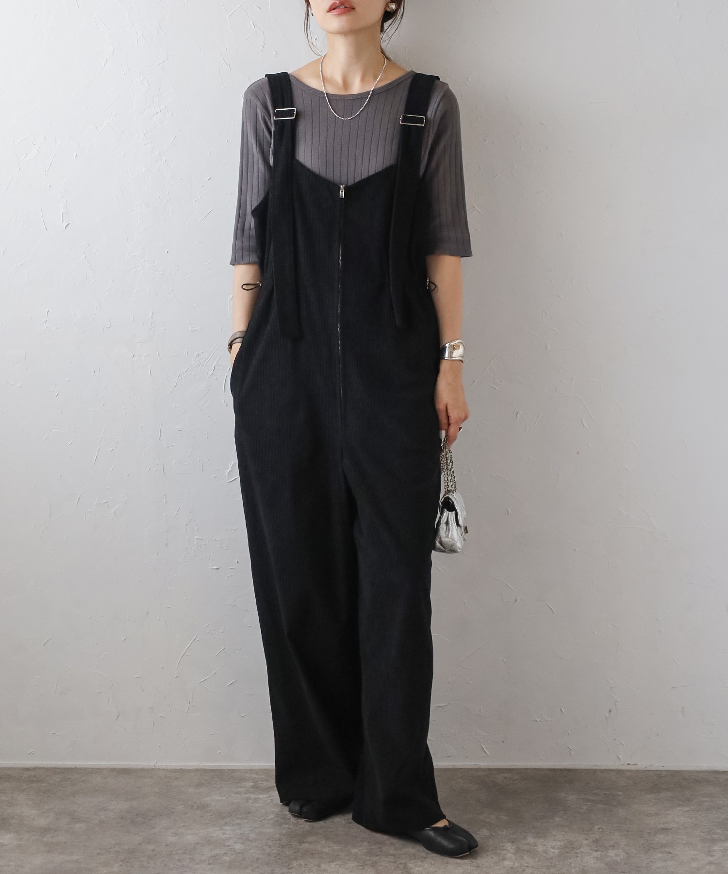 model：H165 着用サイズ：FREE