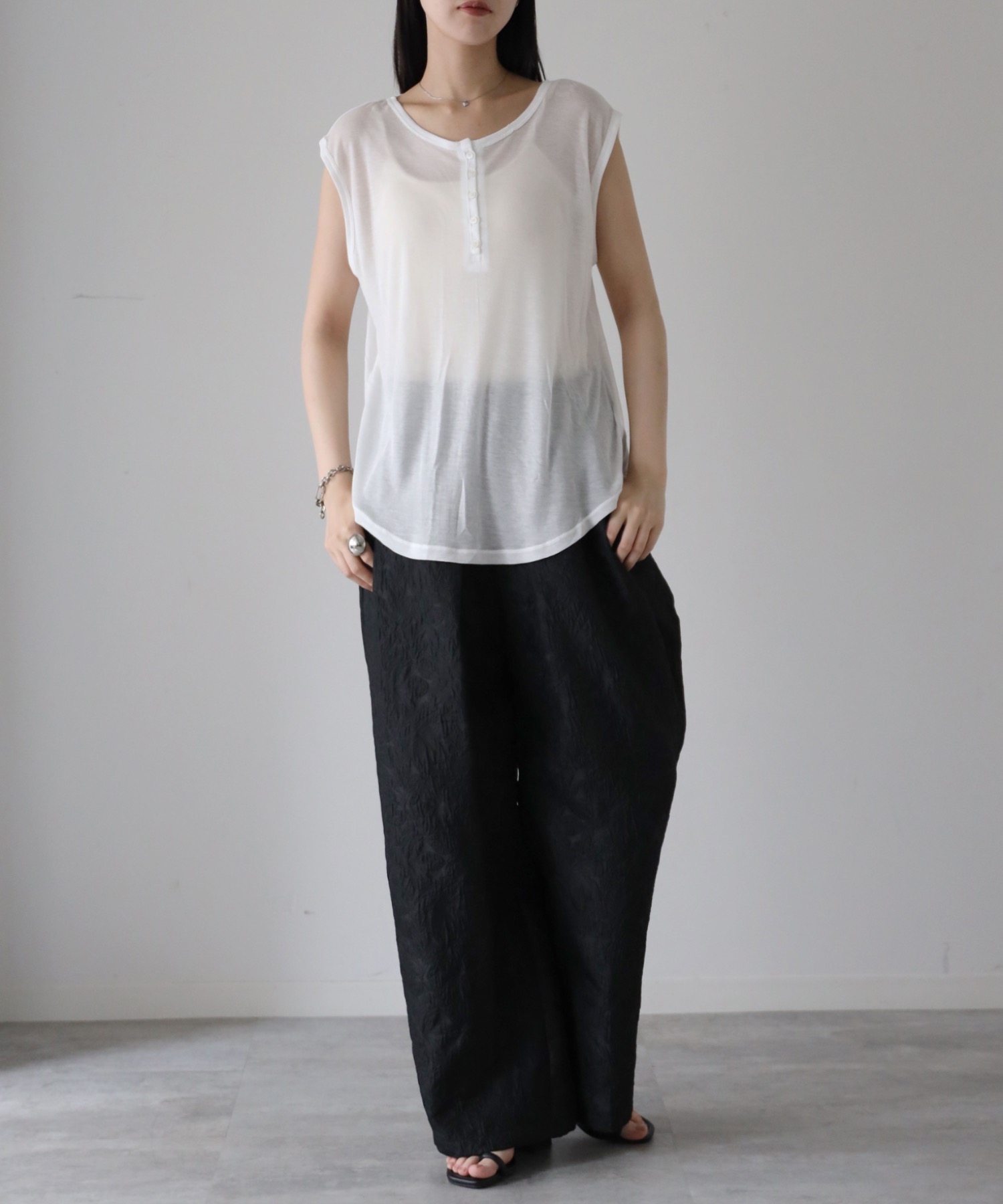model：164cm. 着用サイズ：FREE