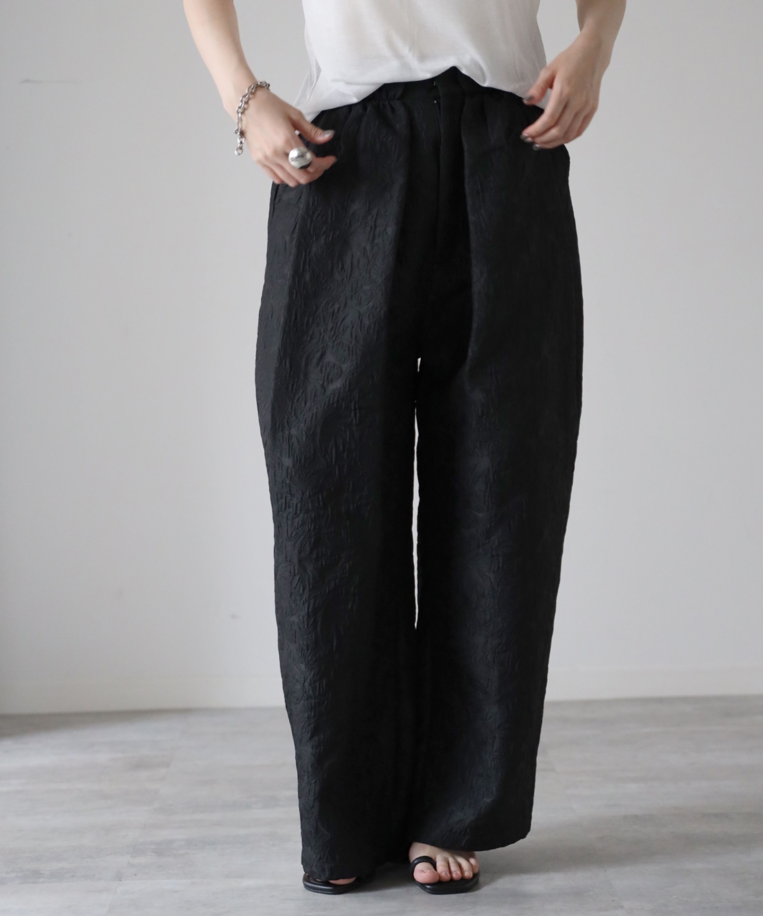 model：164cm. 着用サイズ：FREE