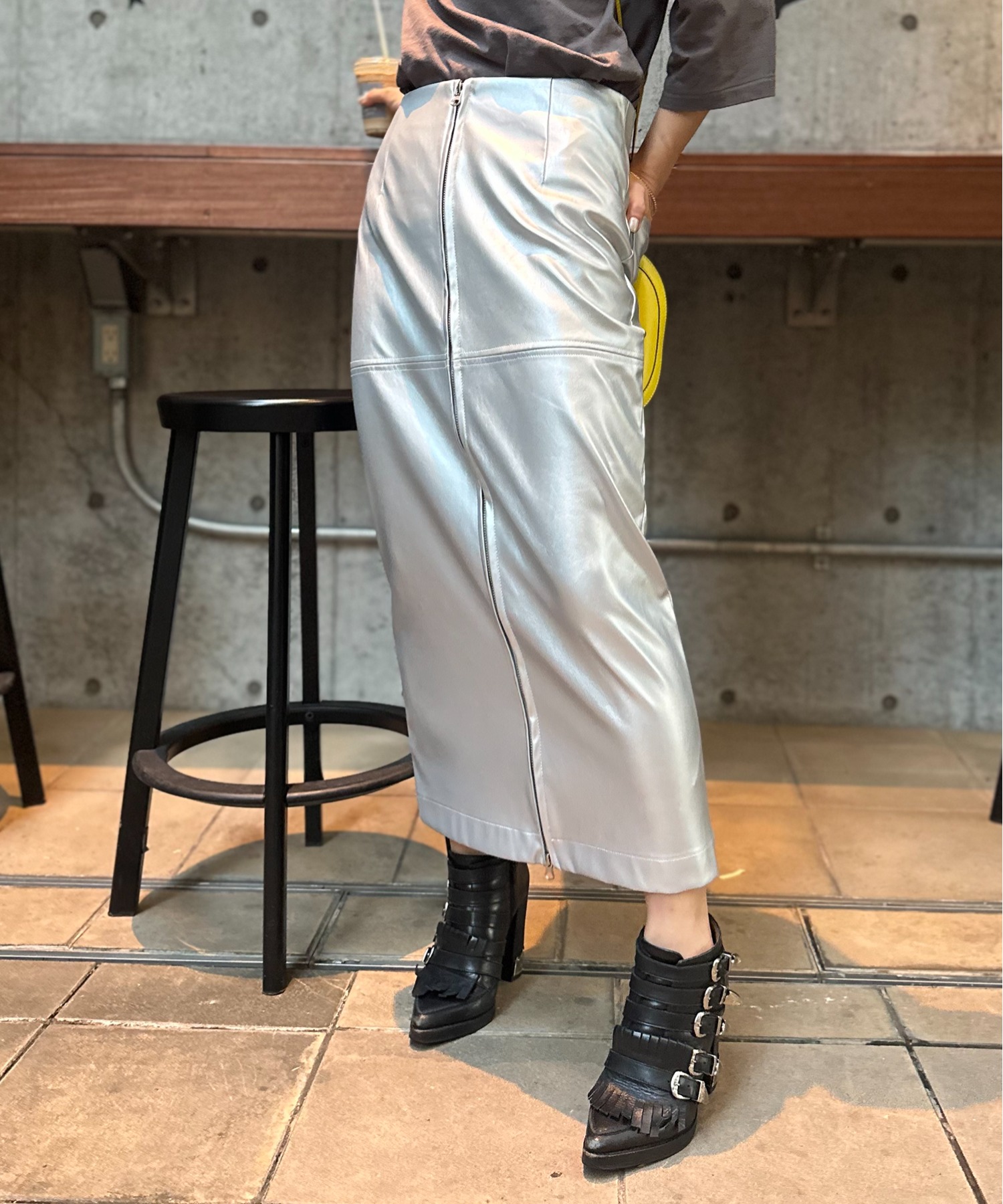 シルバー
model:154cm 着用サイズ:FREE