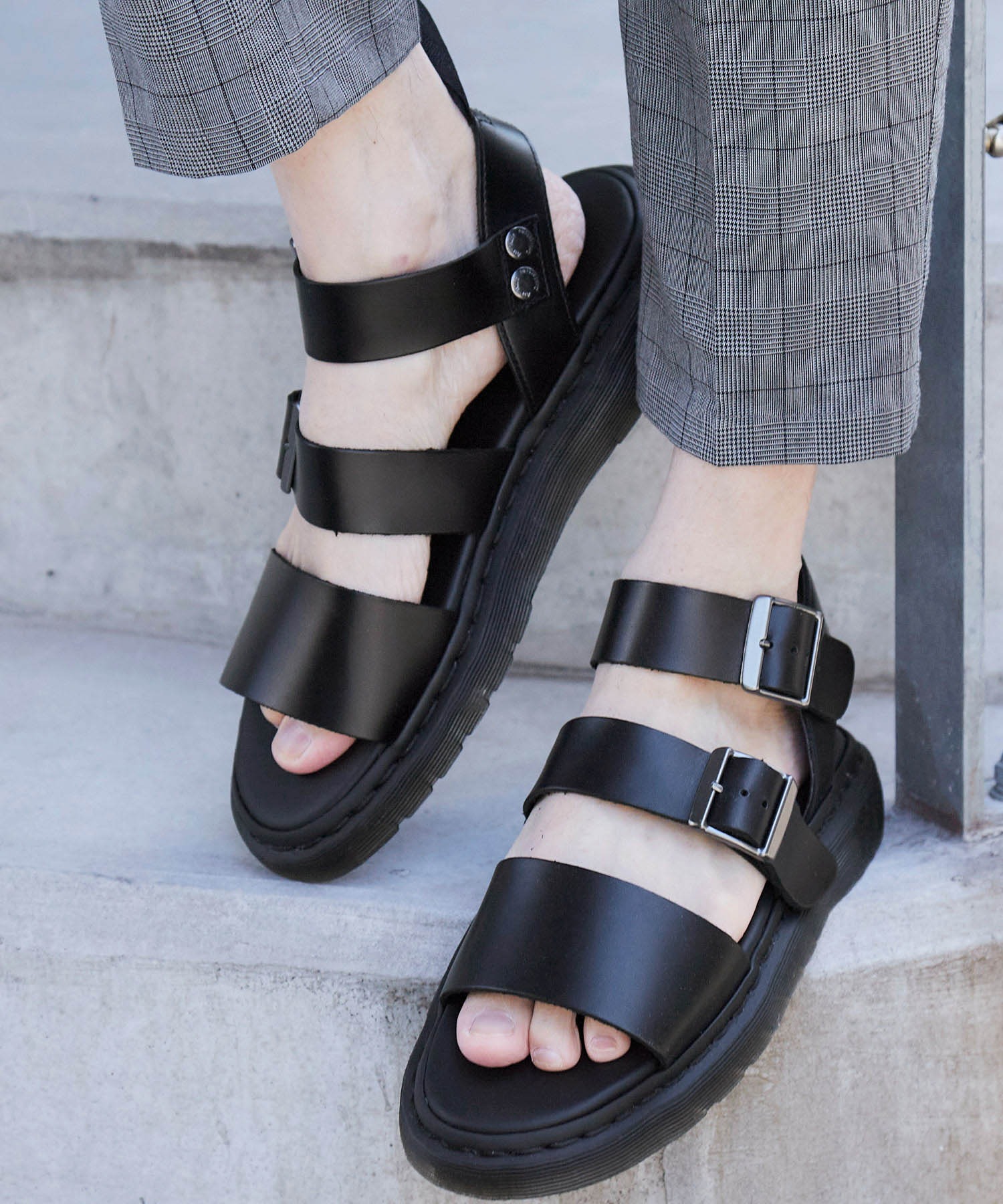 Dr.Martens GRYPHON STRAP SANDAL - サンダル