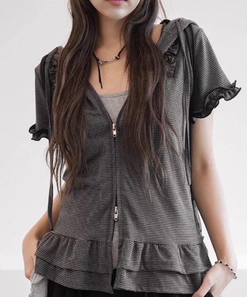 トップス KM セール】サイドギャザーバックオープントップス（Tシャツ