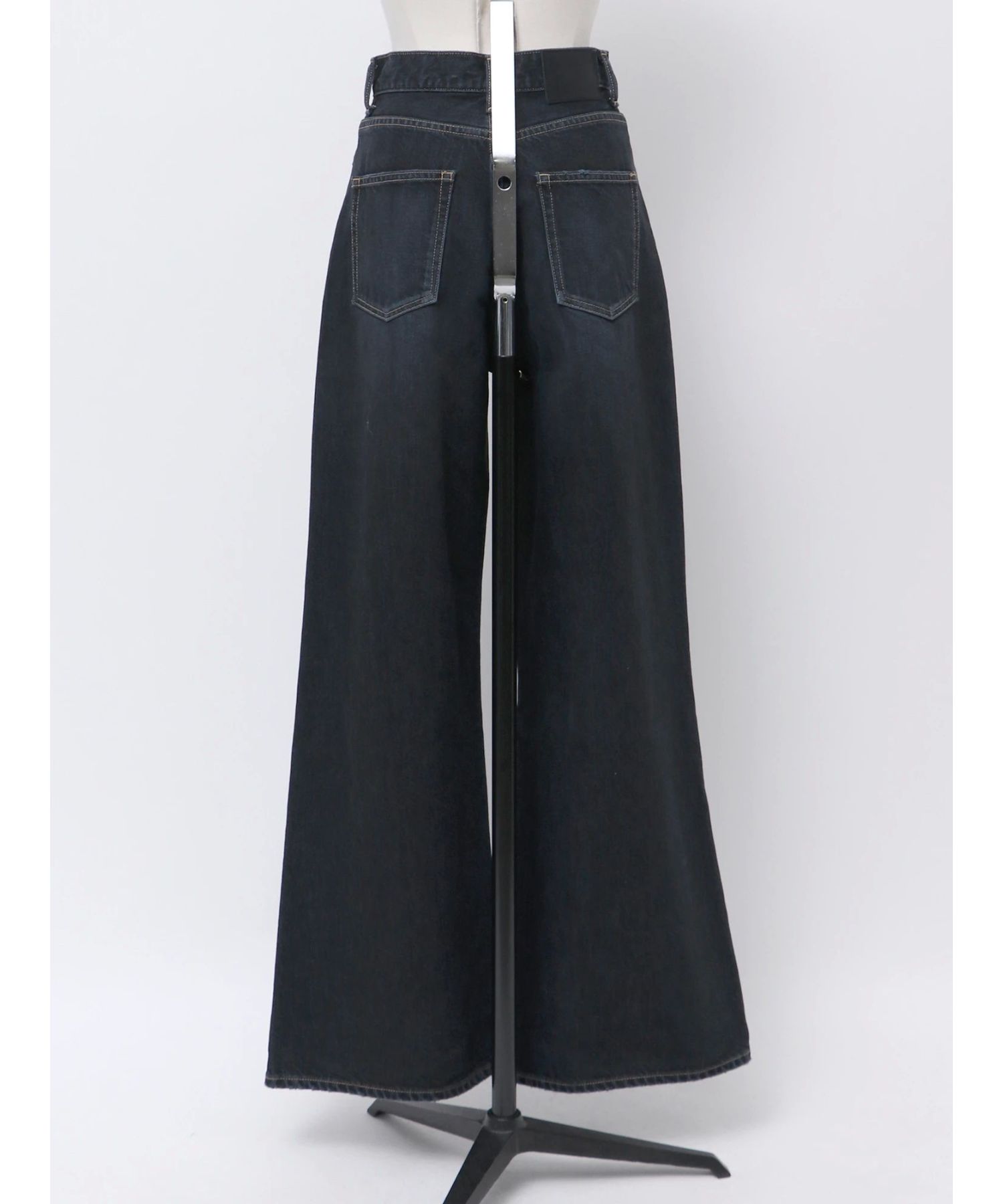 VEQUM】RIM WIDE JEANS