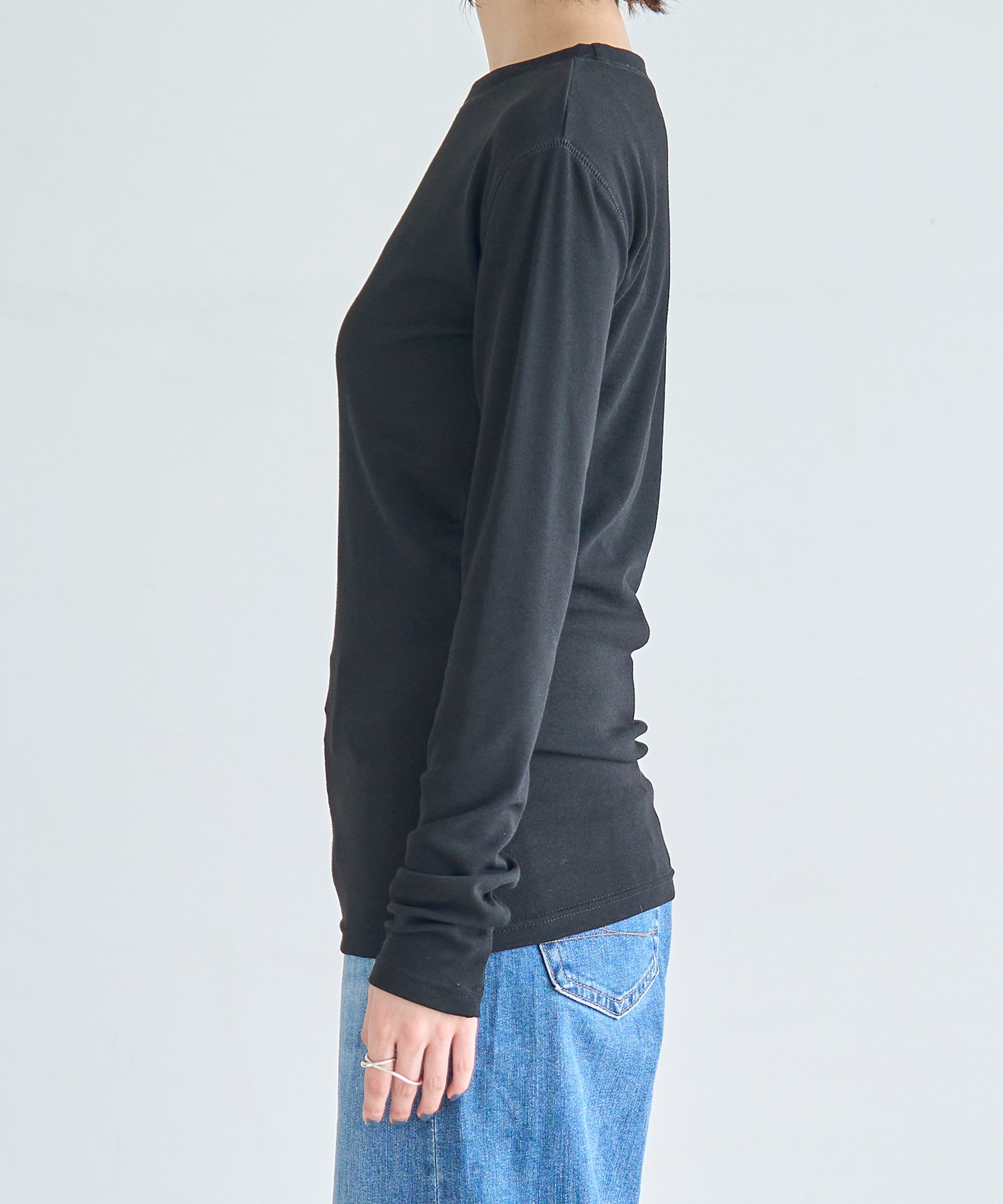 model：H166　着用サイズ：F