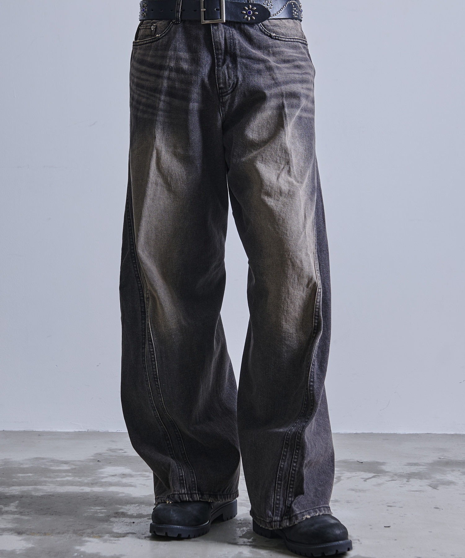 A'GEM/9 × .kom 『.kom/ドットケーオーエム』カットフレア カーブ