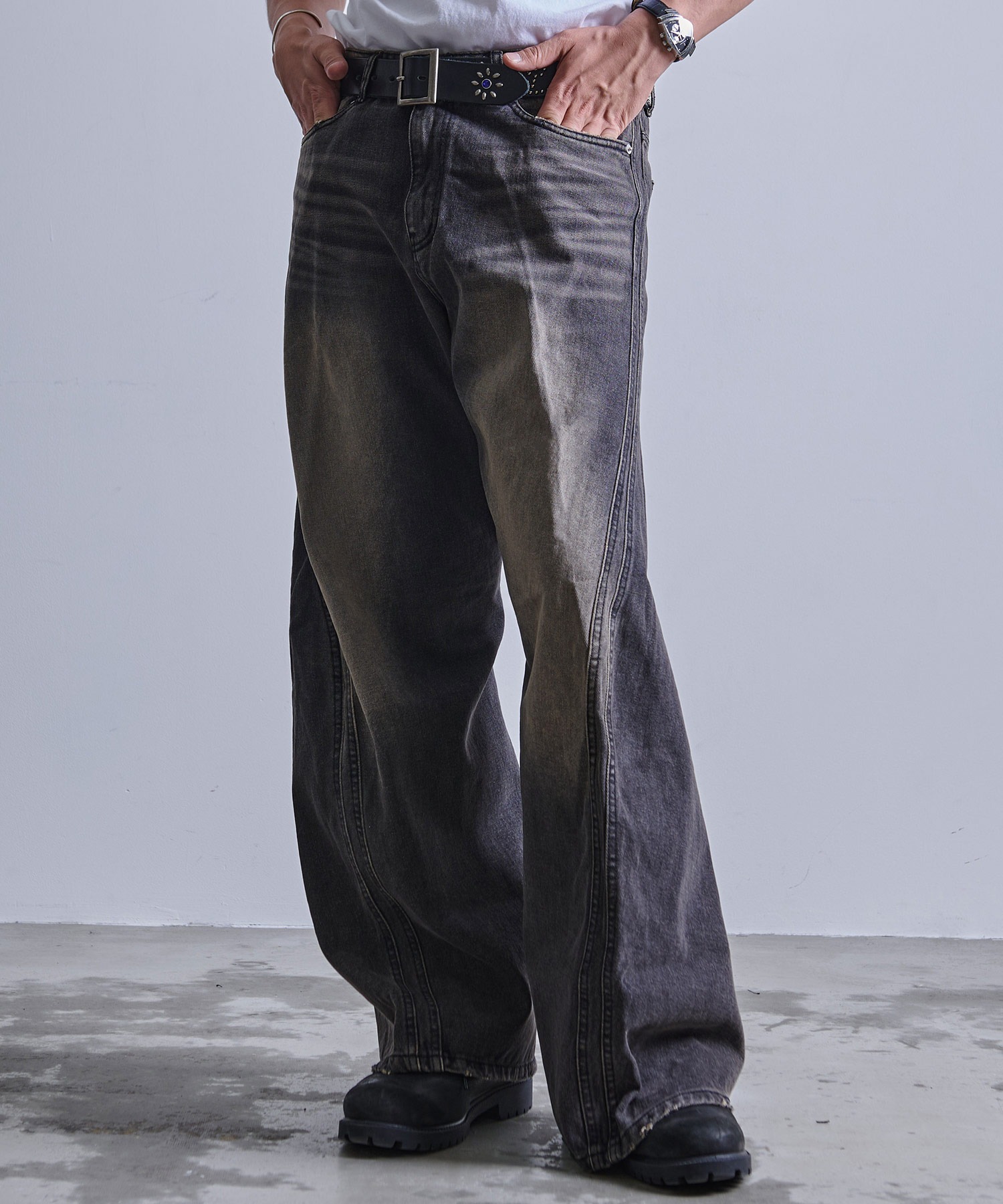 A'GEM/9 × .kom 『.kom/ドットケーオーエム』カットフレア カーブ