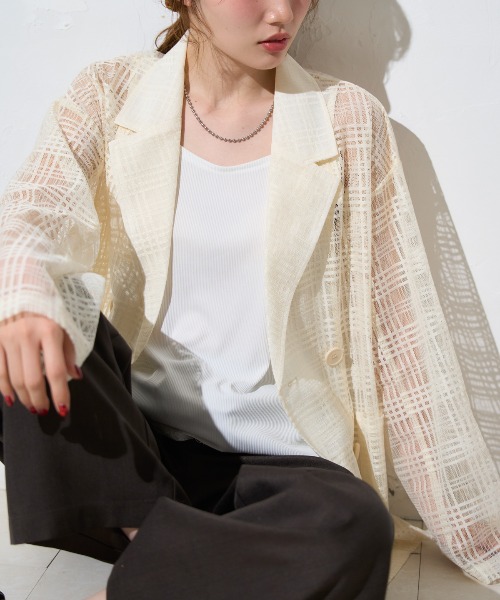 model：163cm / size：F