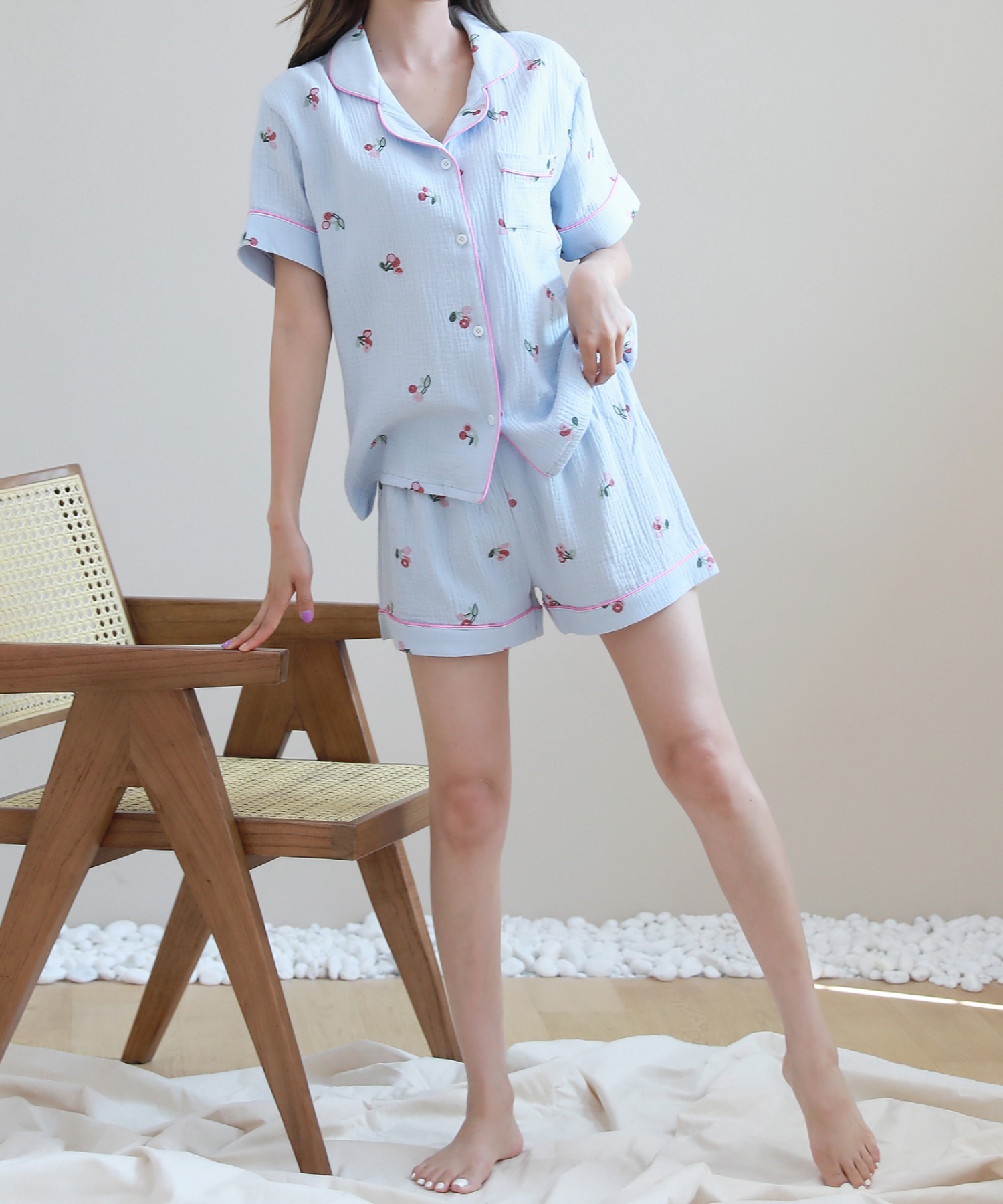 贈答品 ファッションの by muni:r可愛いパステルカラーチェリー刺繍半袖パジャマ