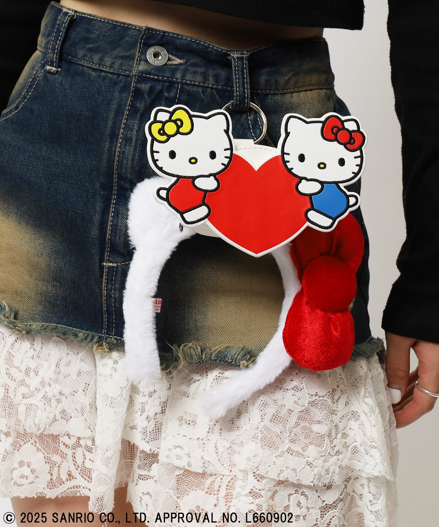 値下げしました　サンリオ キティ＆ミミィ VIVITIXGIRLS マスコット Sanrio characters/サンリオキャラクターズ】マルチポーチミミィ