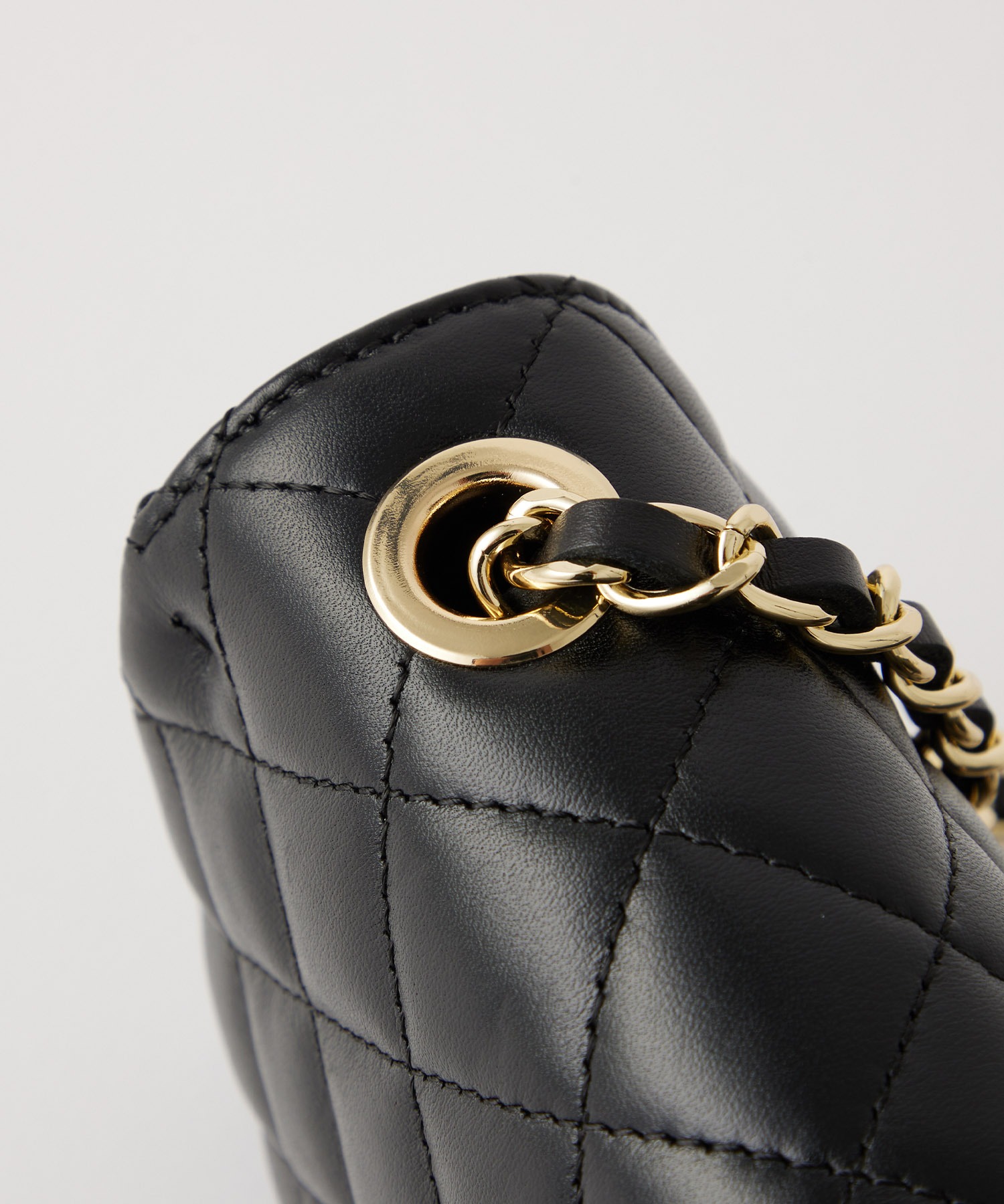 forksy.】【AULENTTI / オウレンティ】キルティングチェーンショルダー