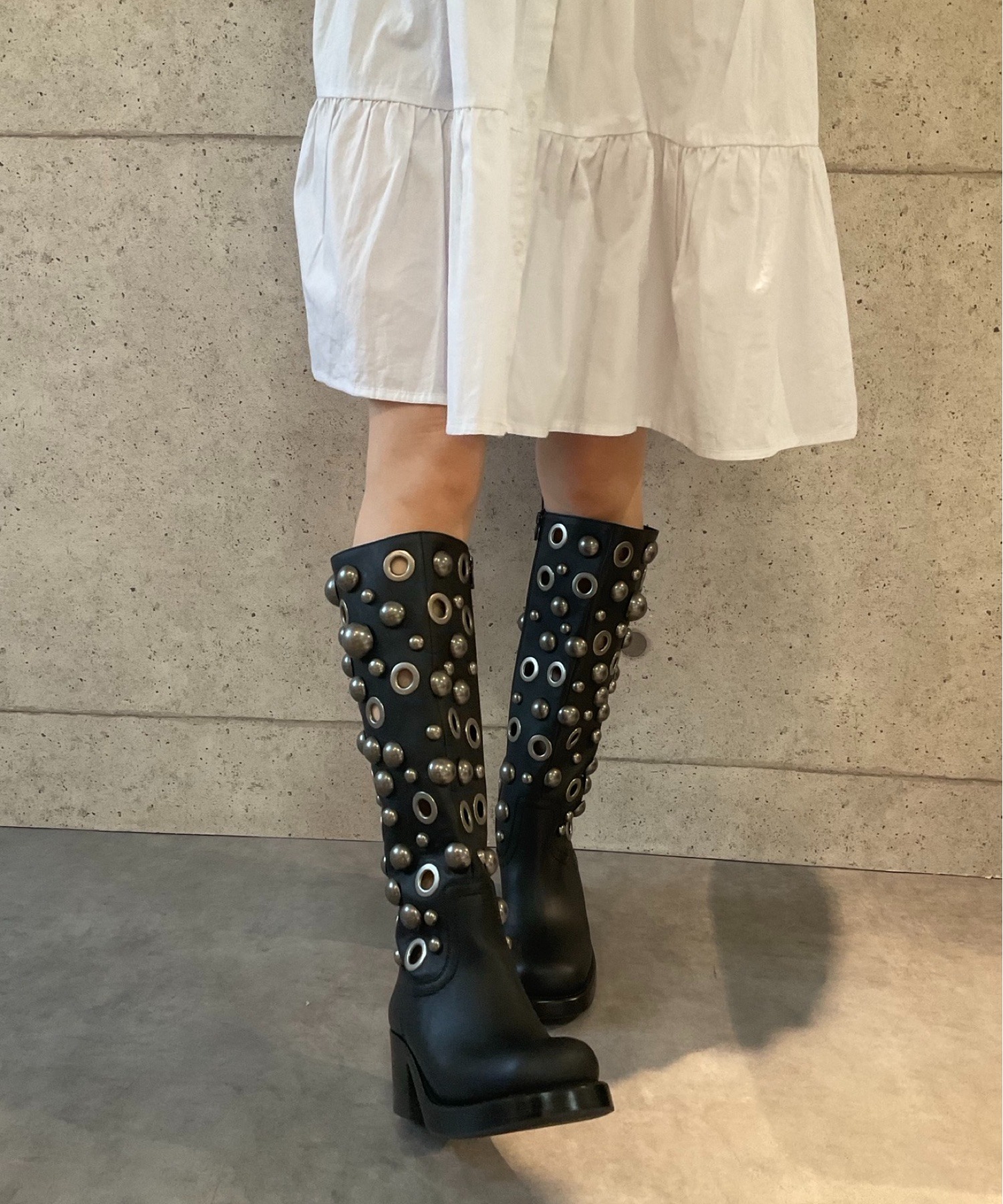 ラウンドスタッズ ロングブーツ Jeffrey Campbell│Jeffrey Campbell