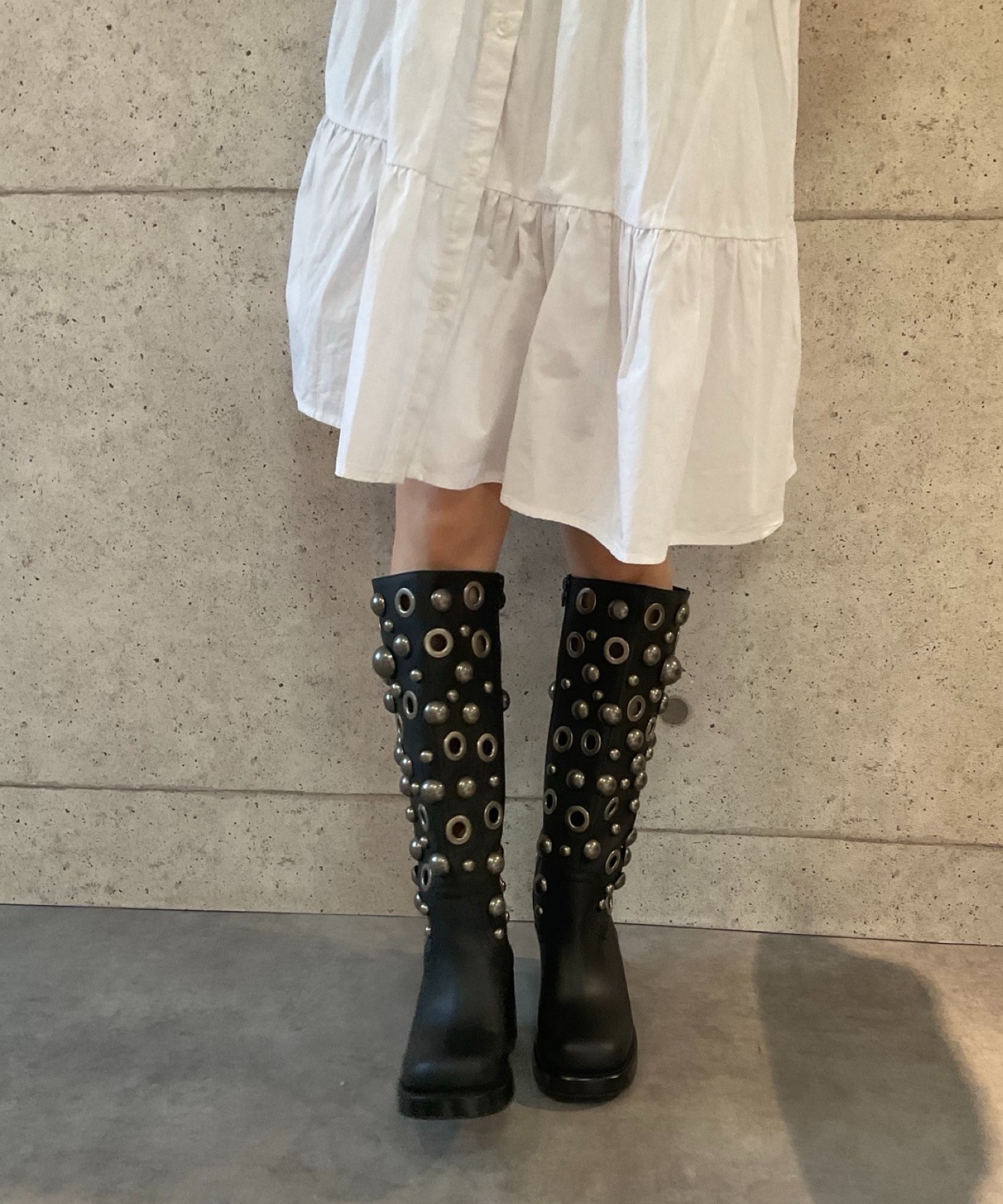 ラウンドスタッズ ロングブーツ Jeffrey Campbell│Jeffrey Campbell