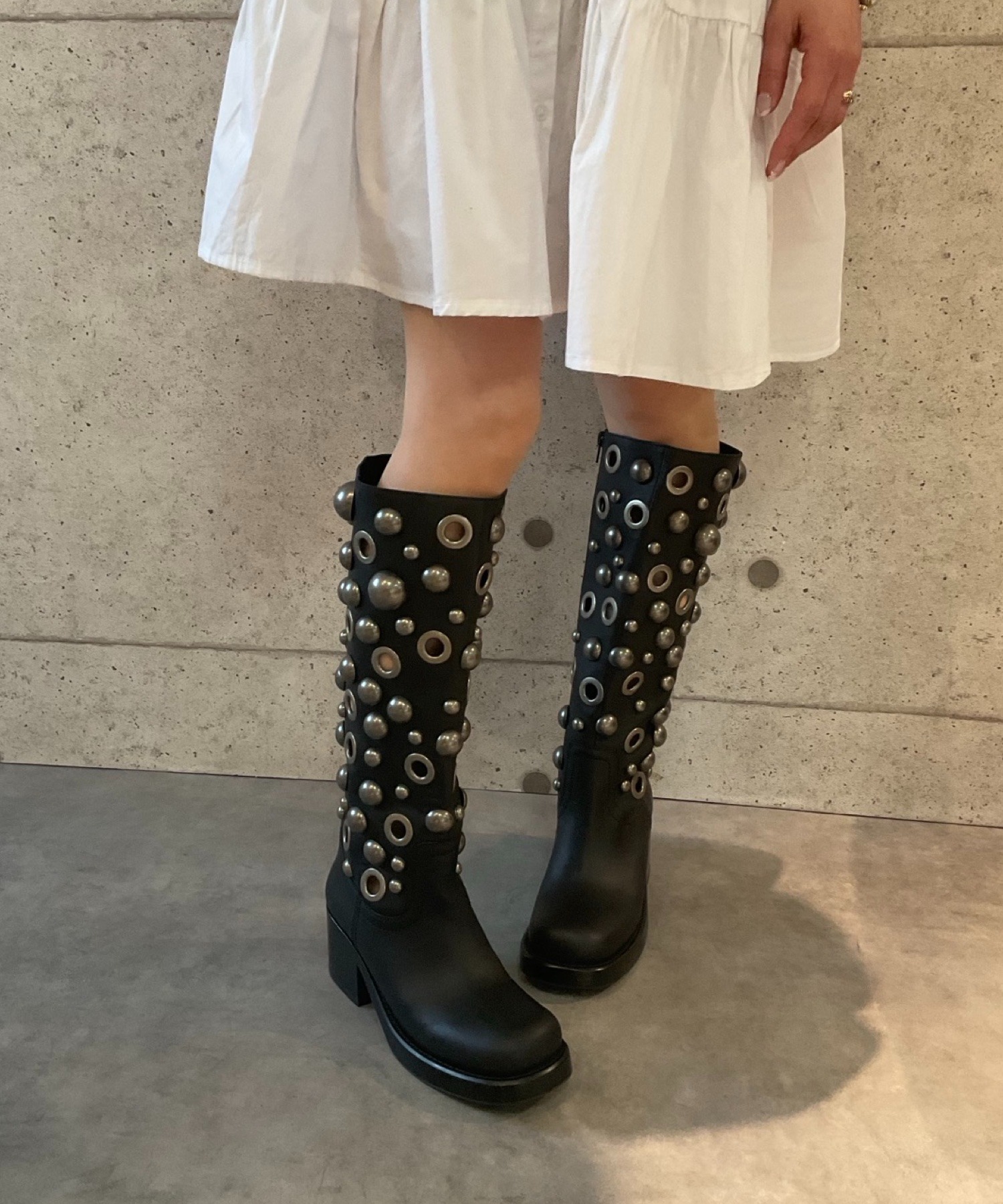 ラウンドスタッズ ロングブーツ Jeffrey Campbell│Jeffrey Campbell