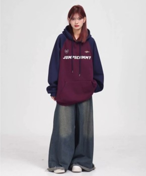 A'GEM/9 × .kom『JUMPNEXT／ジャンプネクスト』ラグランロゴ