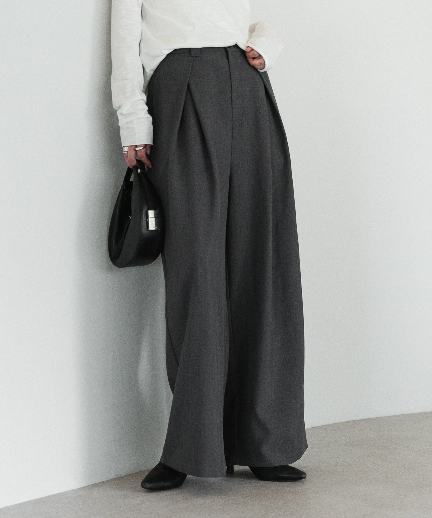 model：H158 着用サイズ：FREE