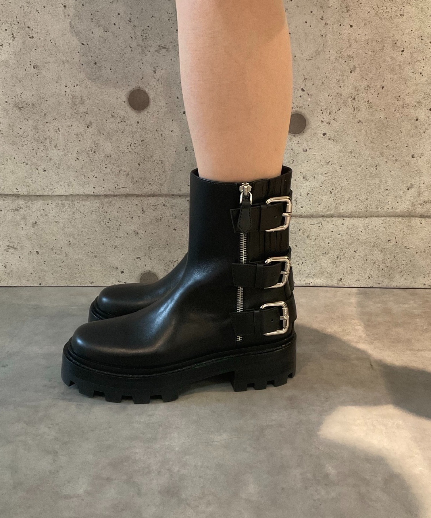 ベルトデザインブーツ Jeffrey Campbell│Jeffrey Campbell OFFICIAL