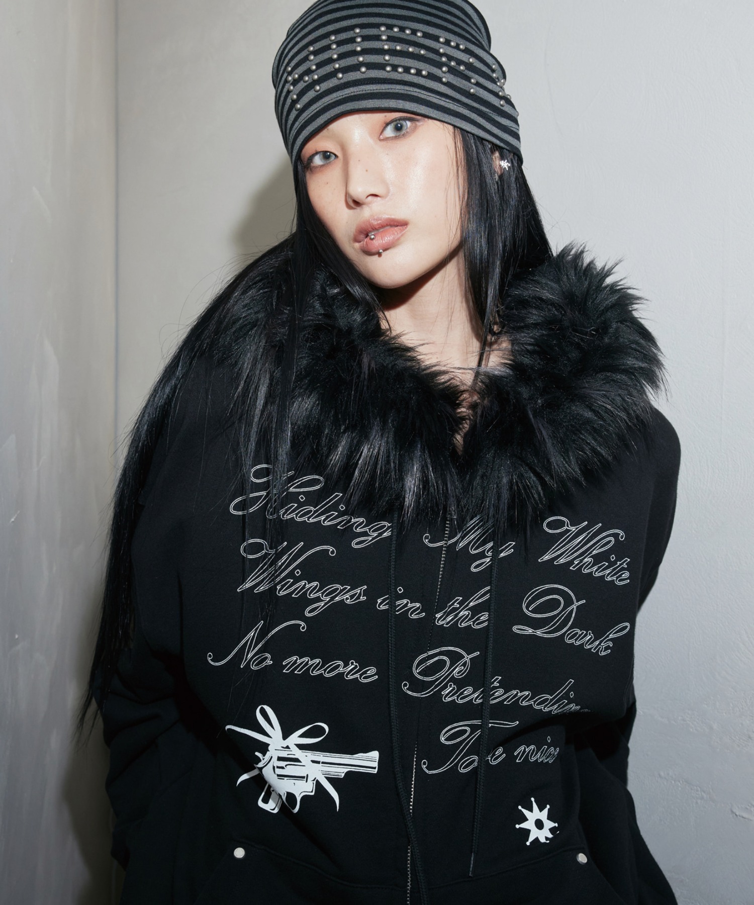 A'GEM/9 × .kom 『NIIER NOR/ニアノア』 KILL SHOT FUR HOOD ZIP-UP