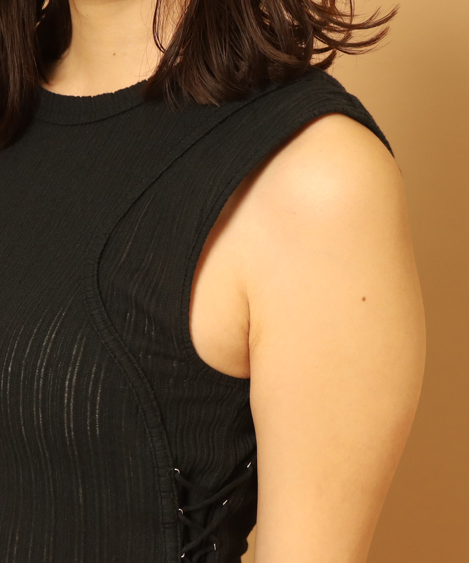 muller of yoshiokubo（ミュラーオブヨシオクボ）レースアップ リブ