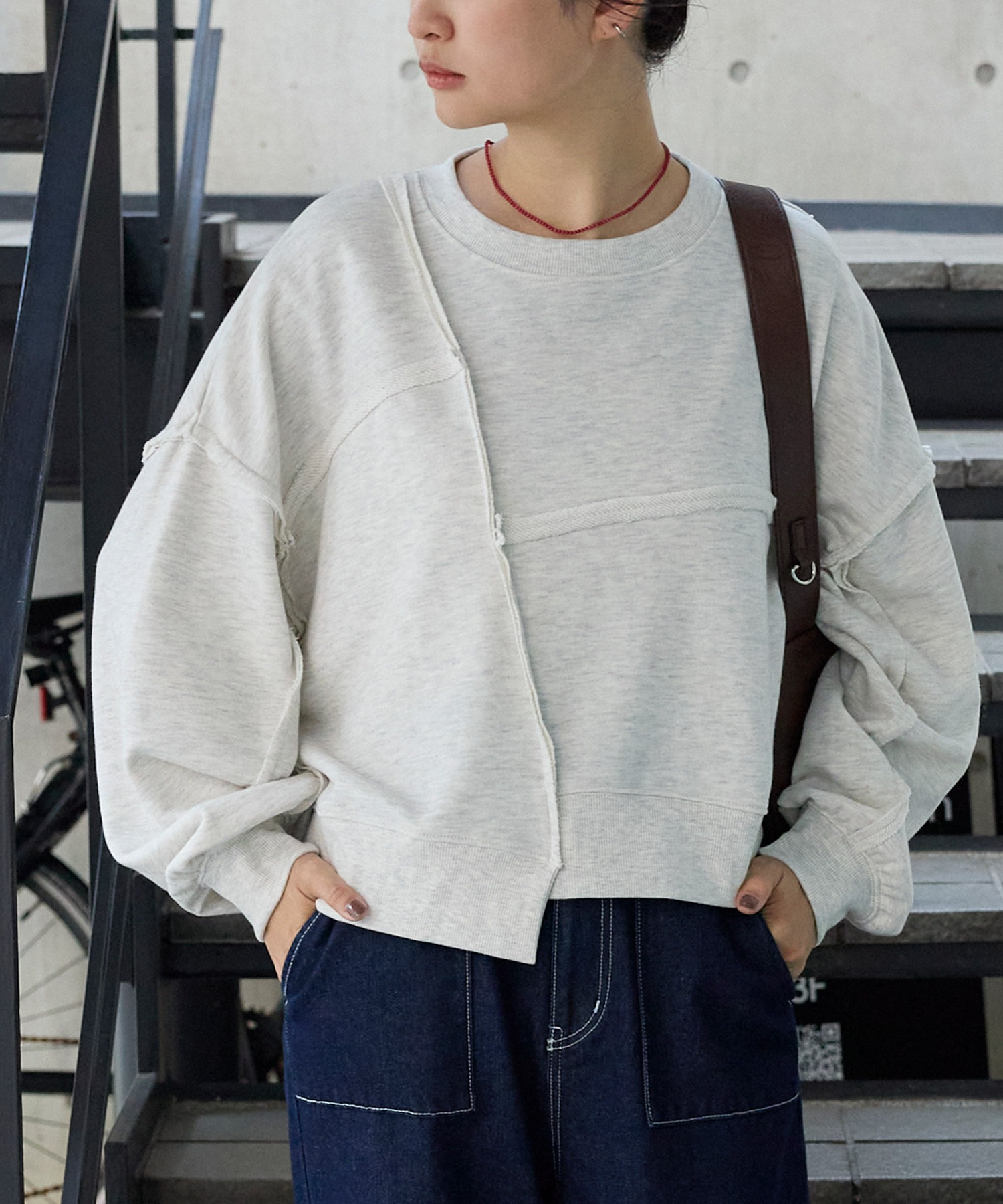 カットオフアウトリンキング スウェットプルオーバー MONO-MART